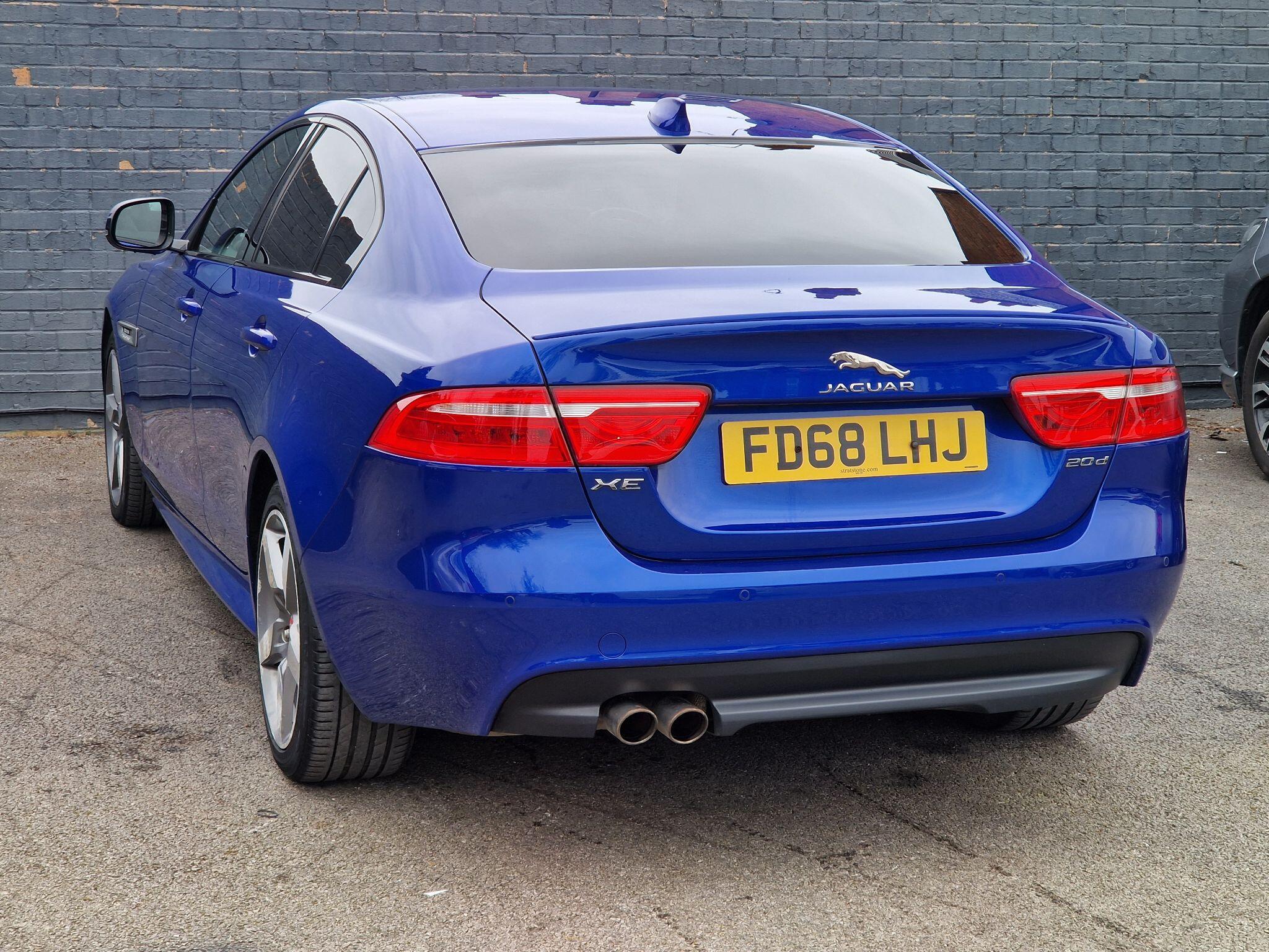 Jaguar XE - Image 8
