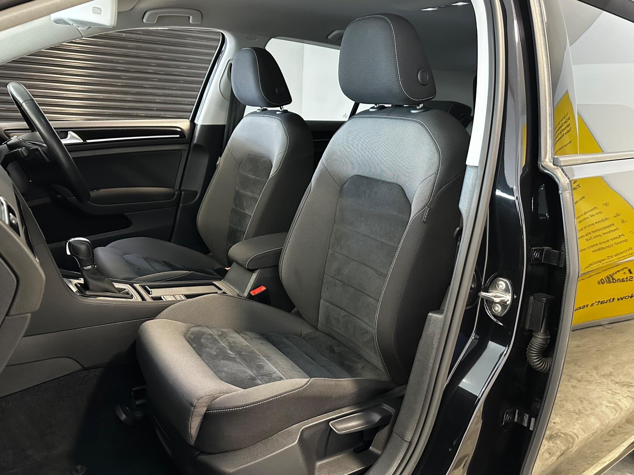 Volkswagen Golf - Image 16