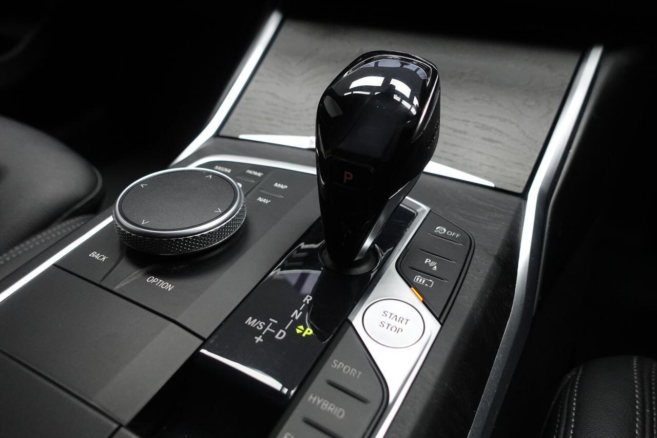 BMW 3 Series - Image 55