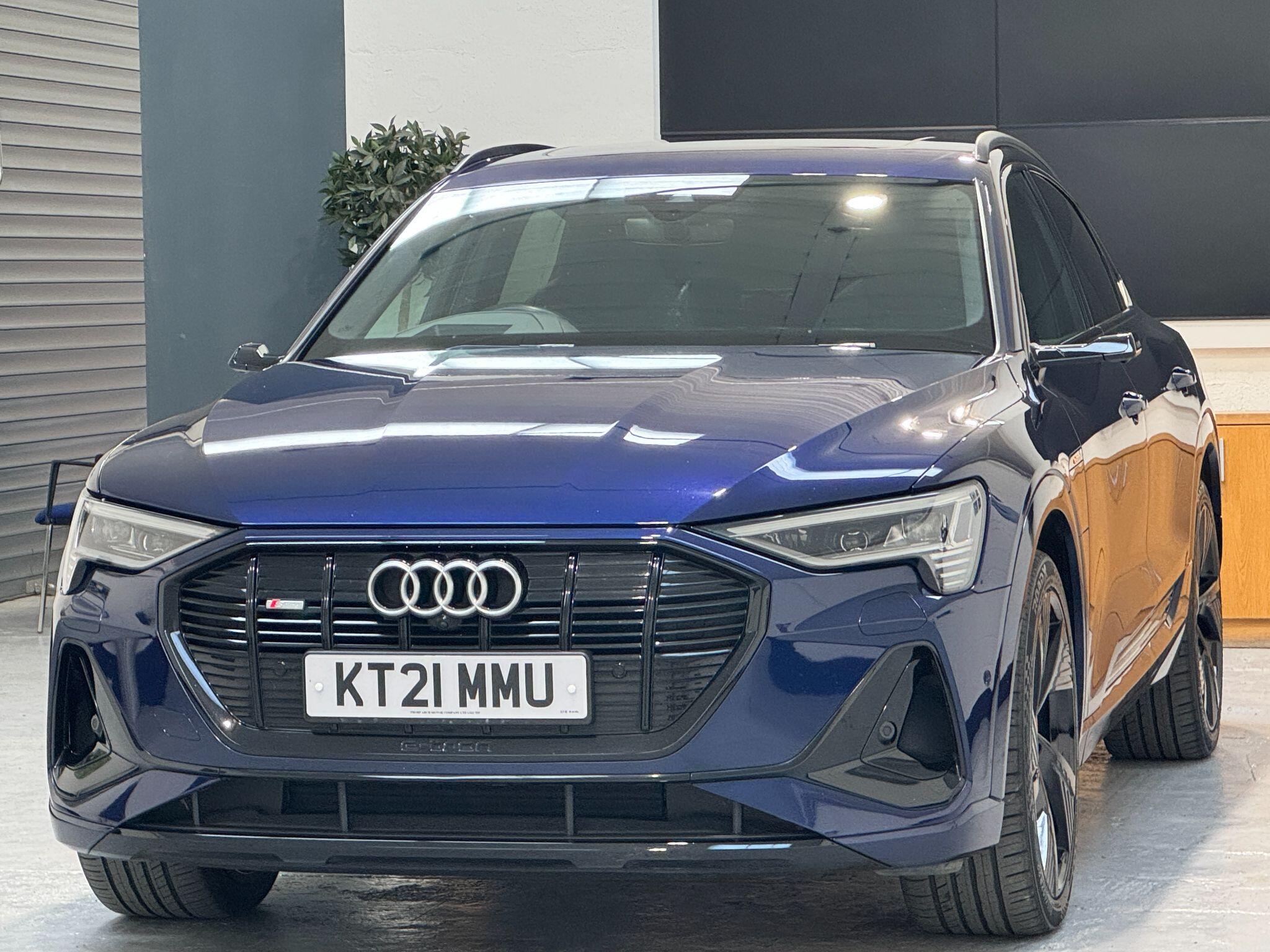 Audi E-Tron - Image 4