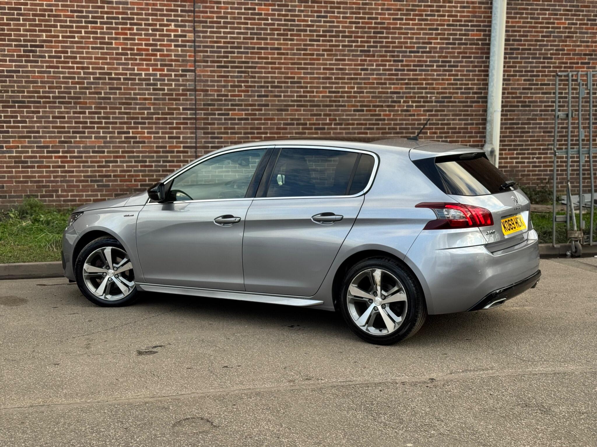 Peugeot 308 - Image 39