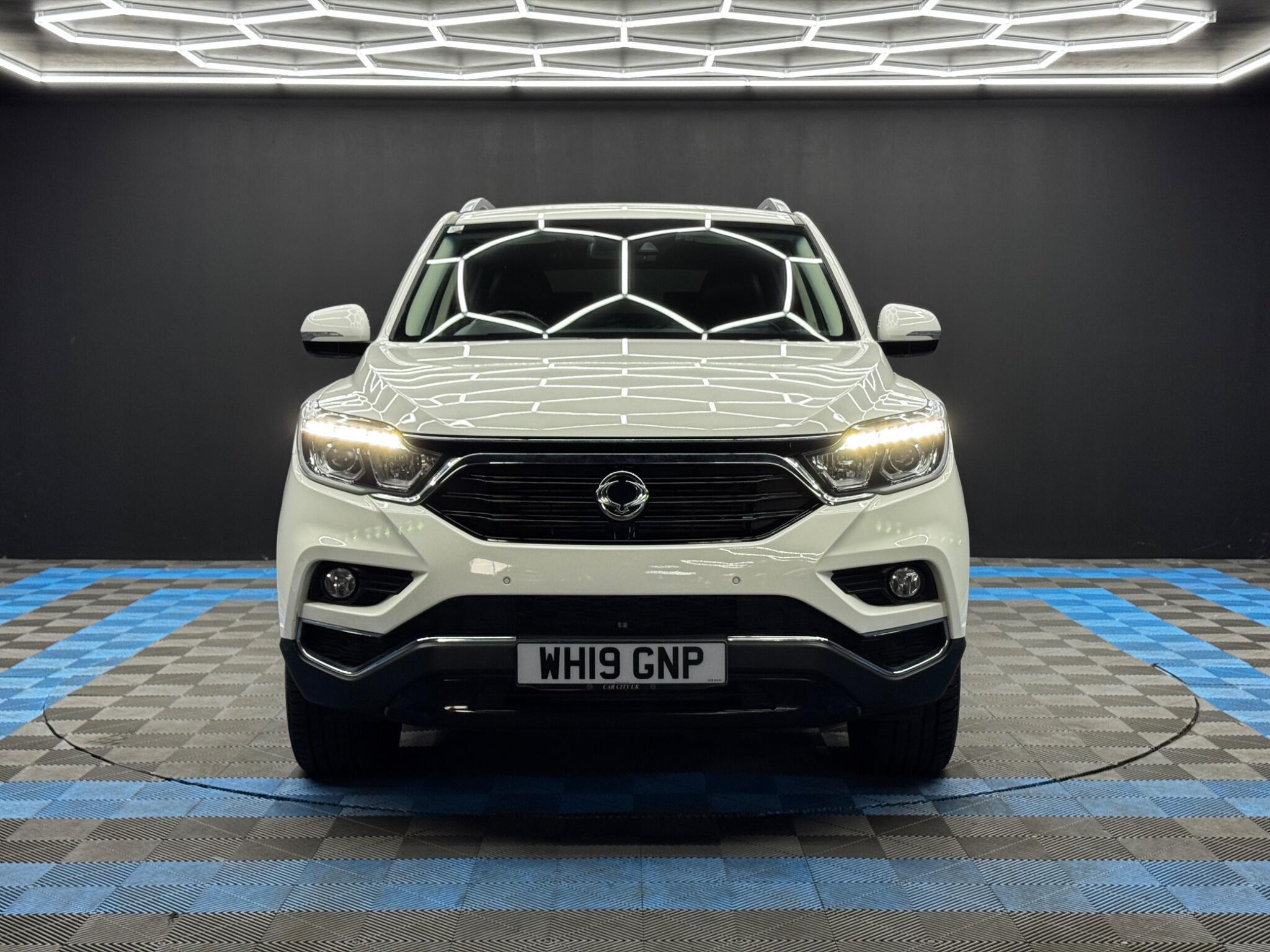 Ssangyong Rexton - Image 2