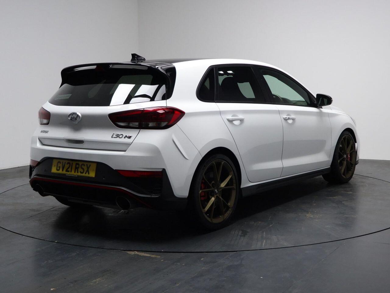 Hyundai i30 - Image 19