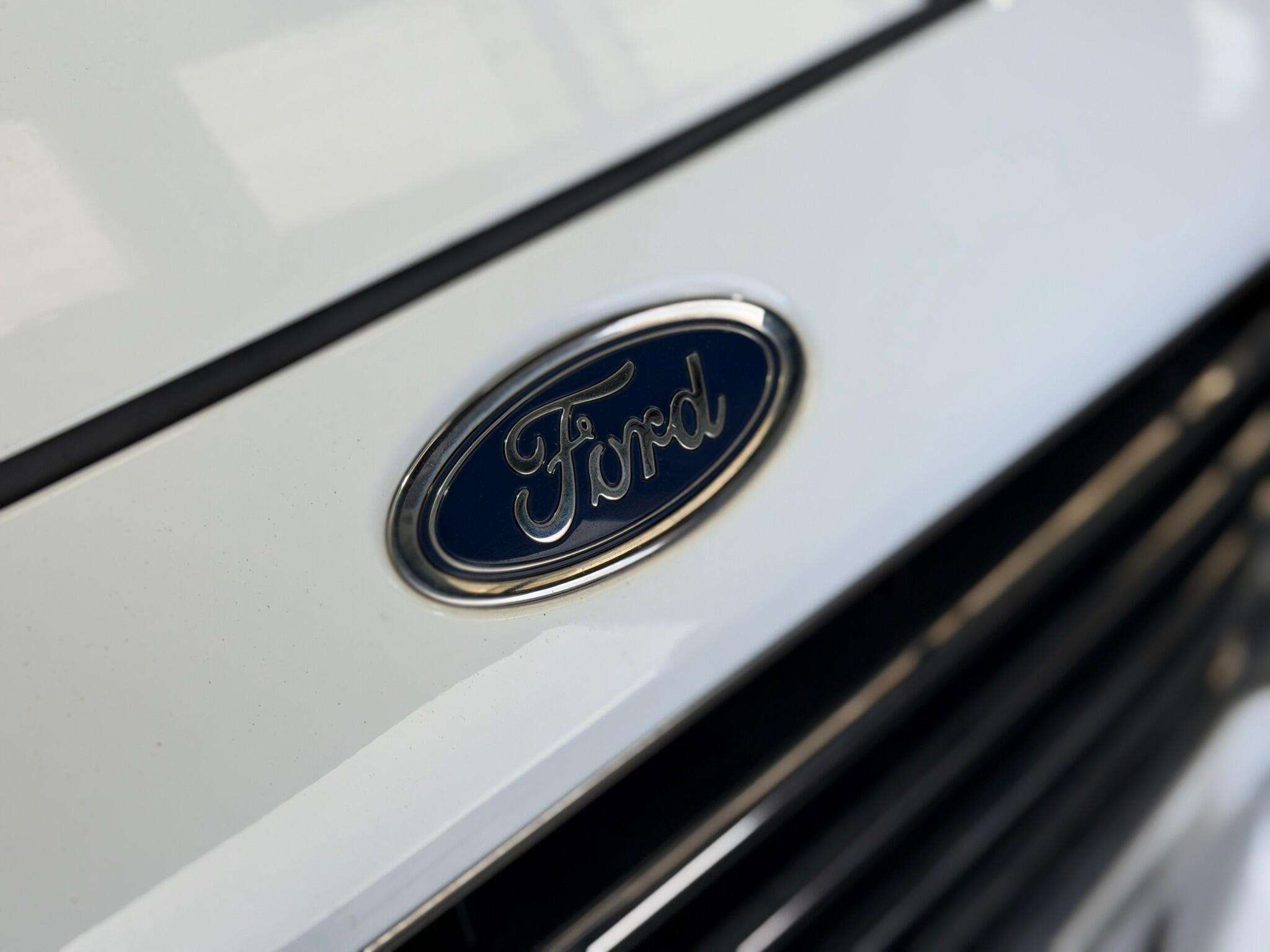 Ford Fiesta - Image 21