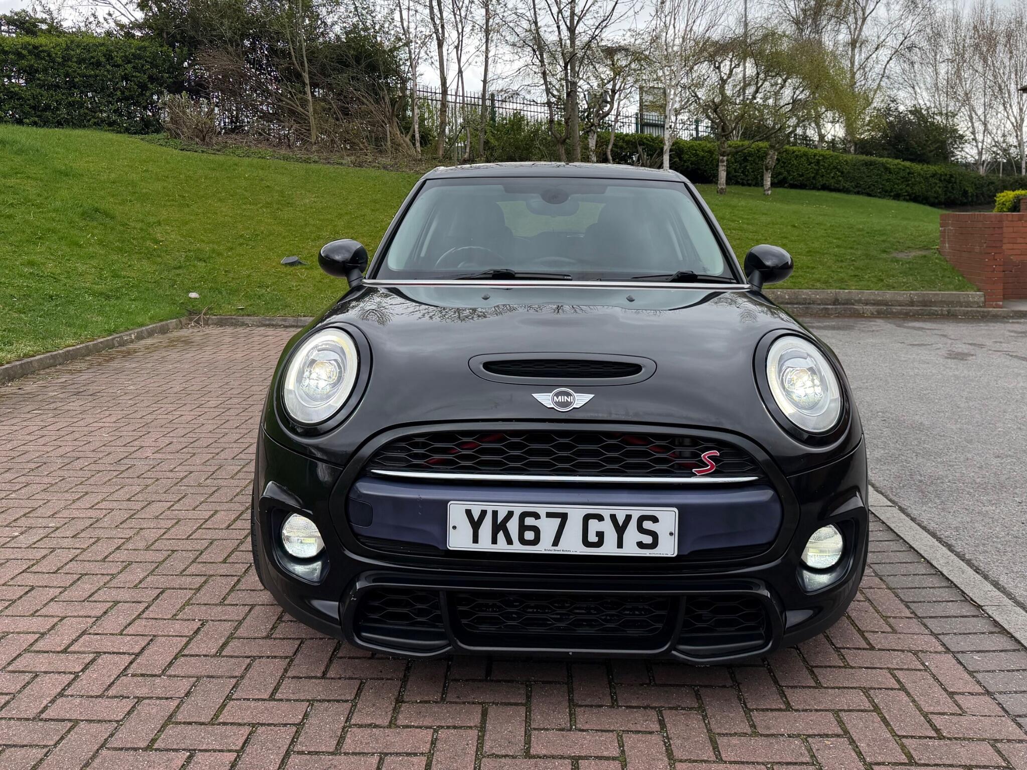 MINI Hatch - Image 3