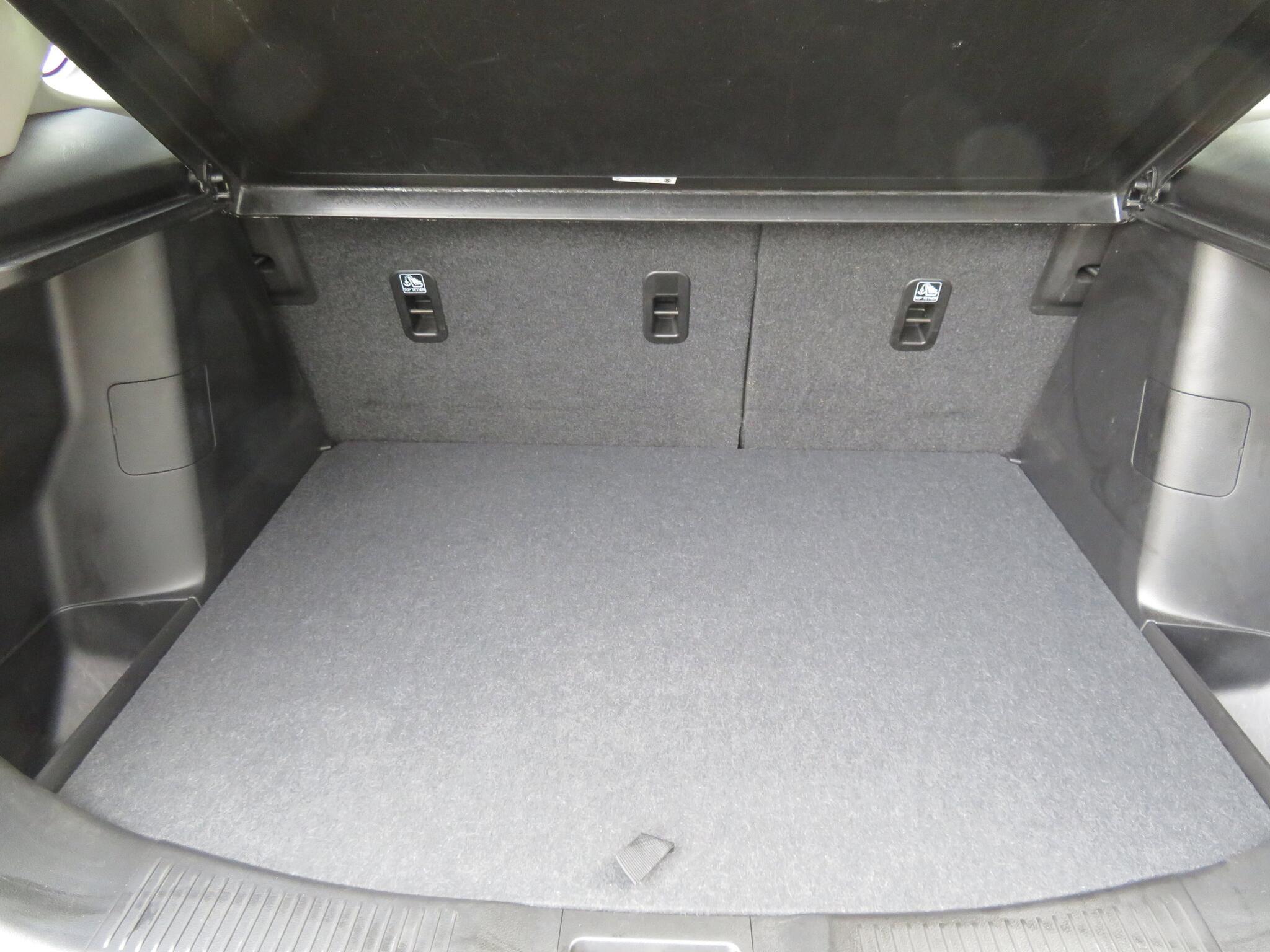 Suzuki S-Cross - Image 9
