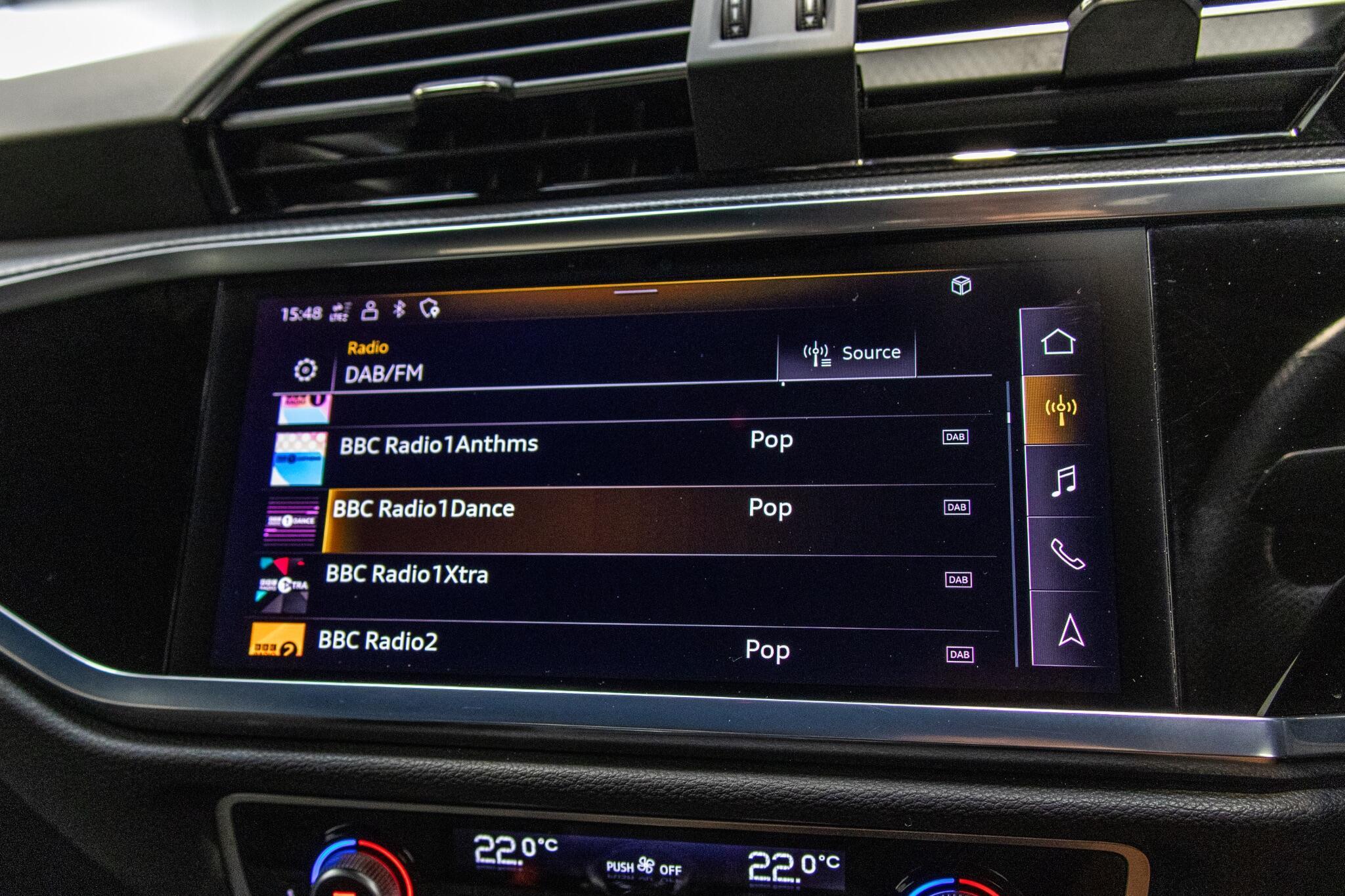 Audi Q3 - Image 18