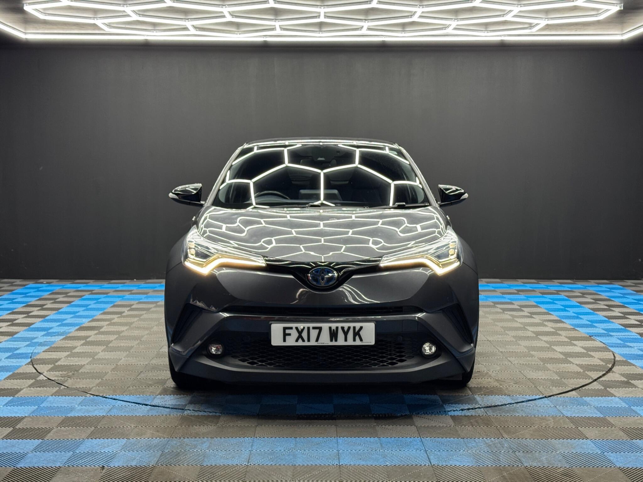 Toyota C-Hr - Image 2