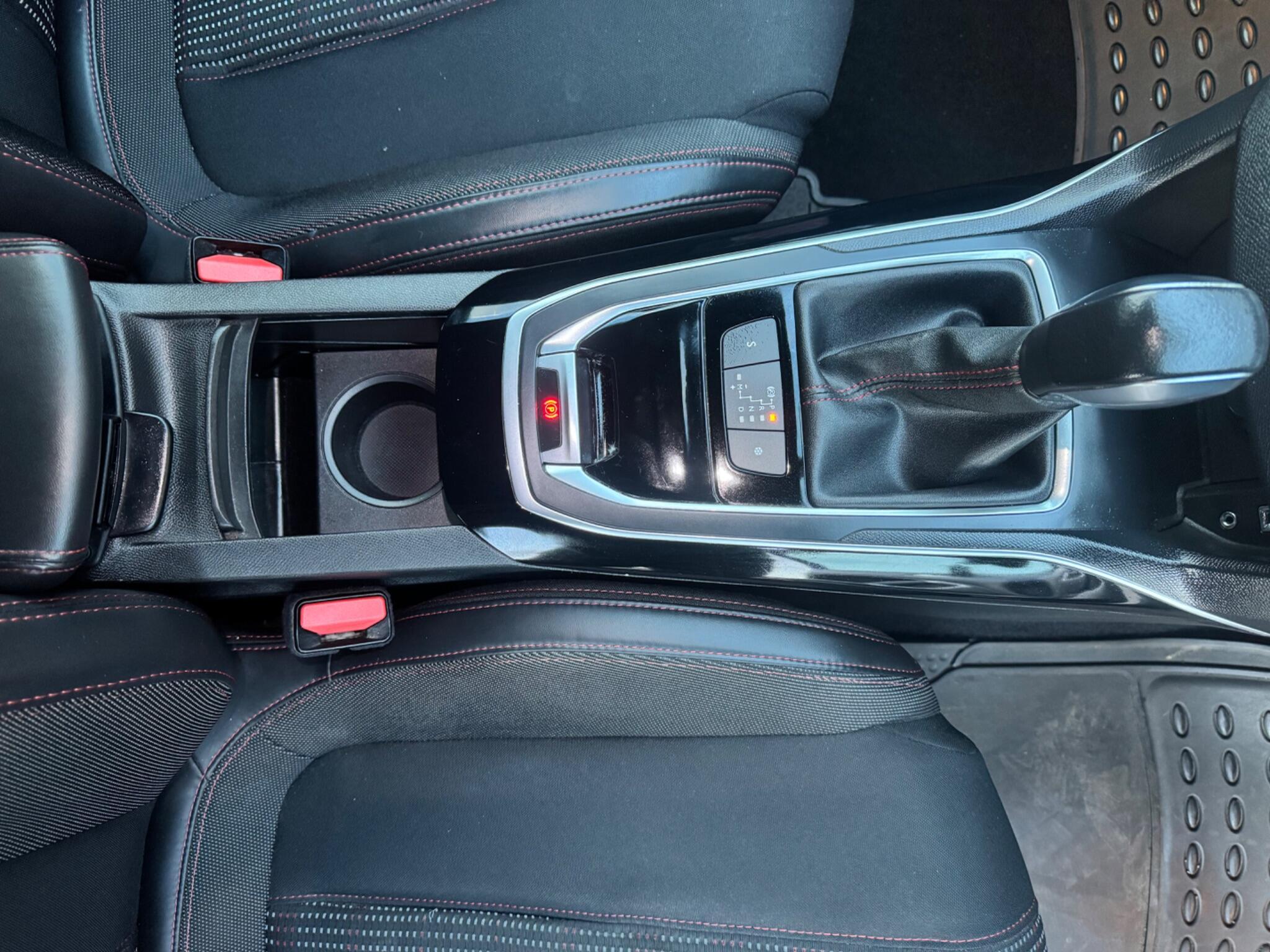 Peugeot 308 - Image 26