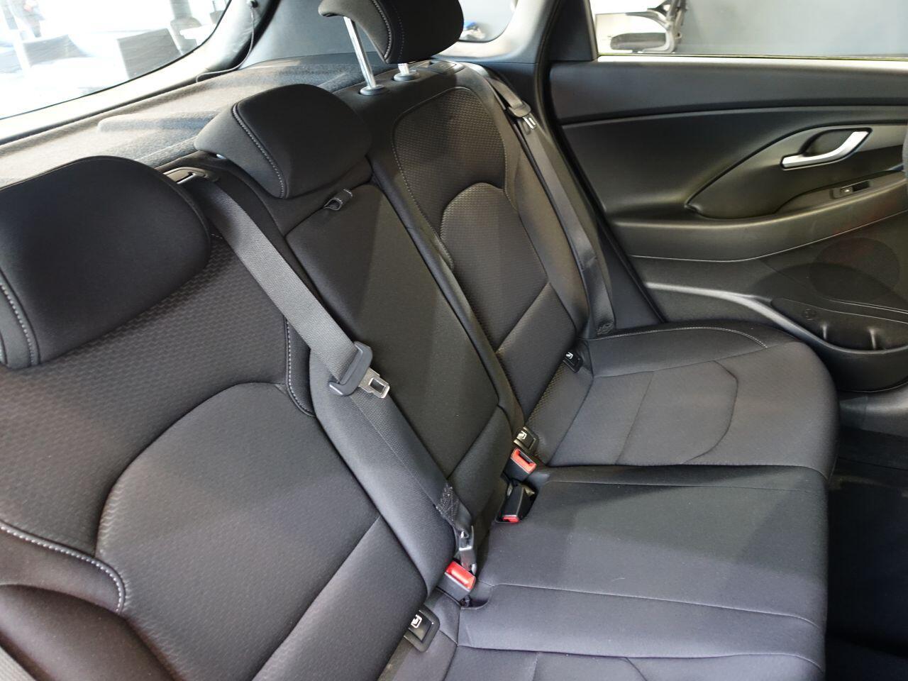 Hyundai i30 - Image 14