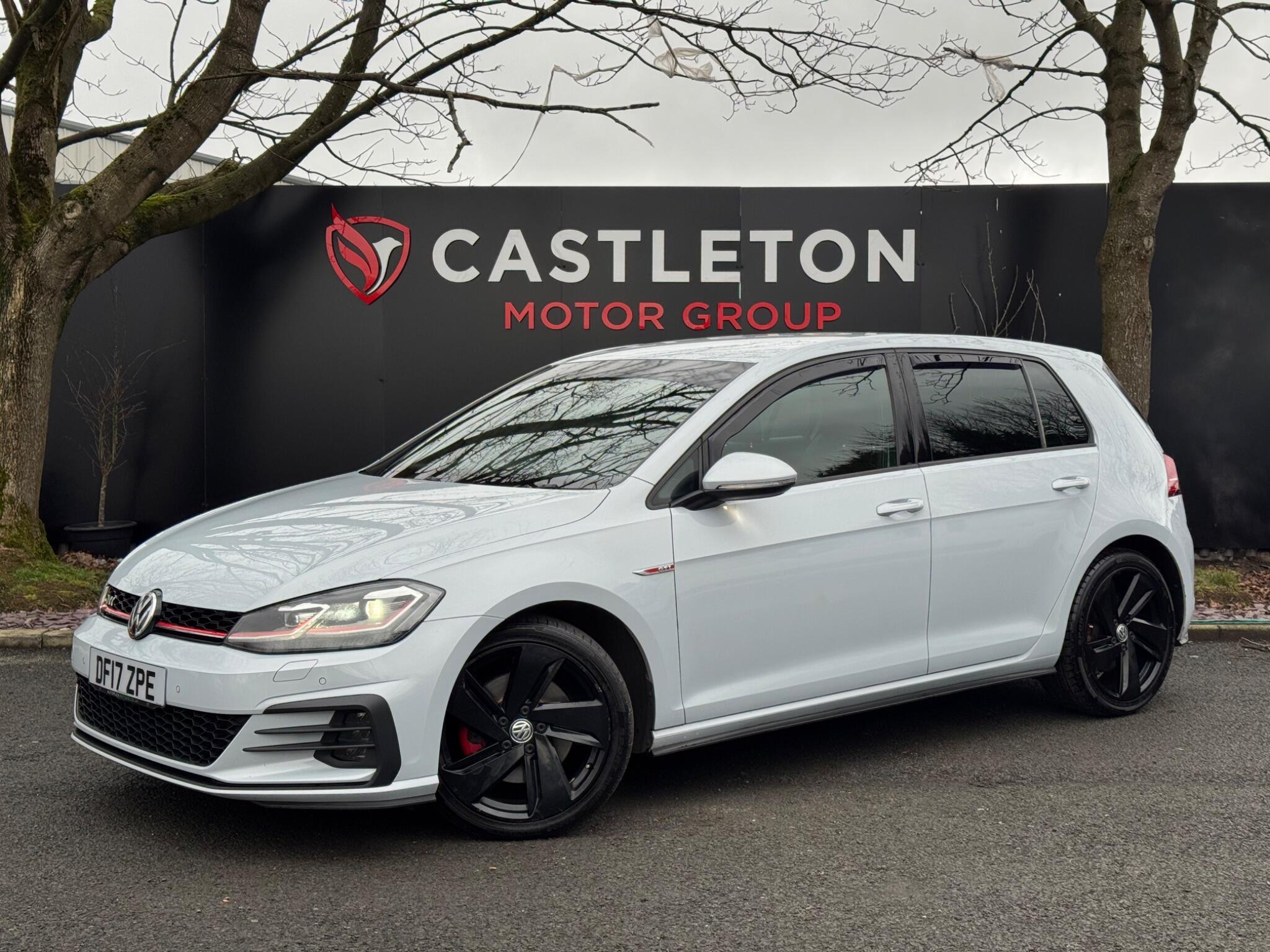 Volkswagen Golf - Image 4