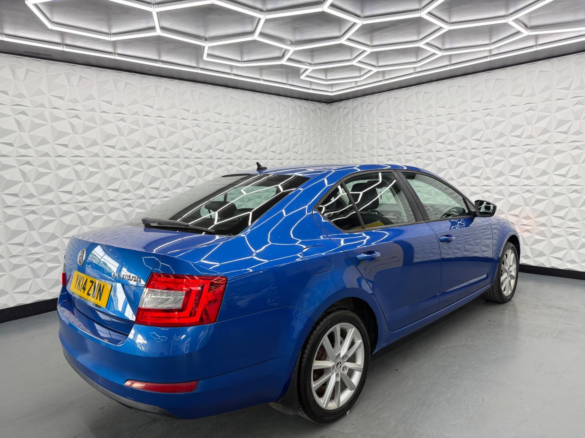 Skoda Octavia - Image 13