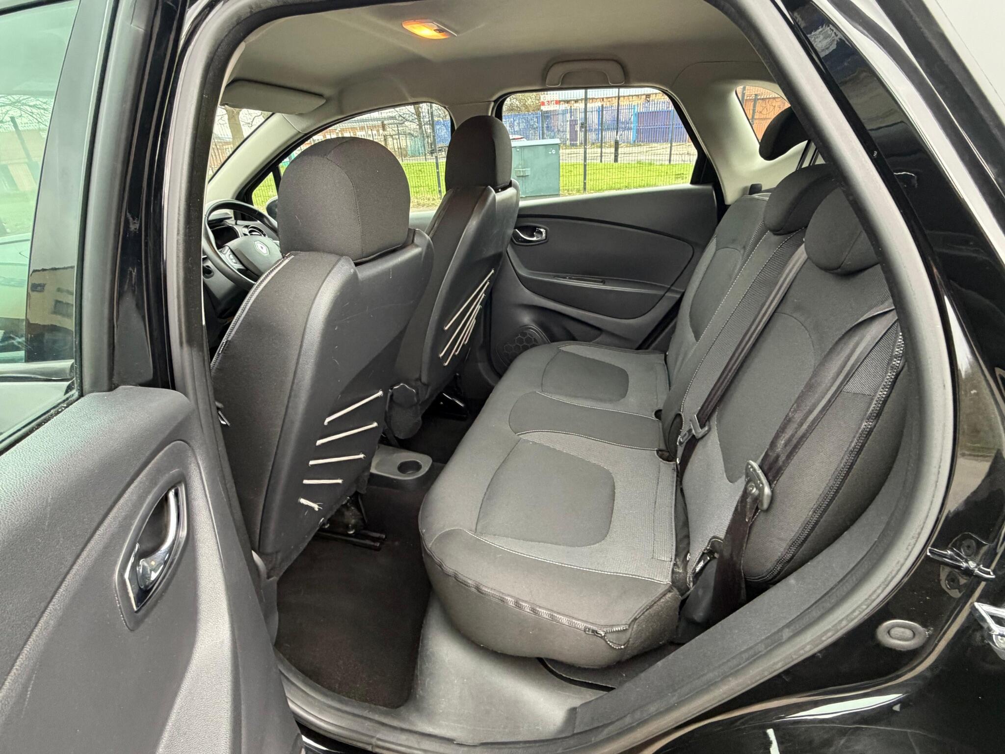 Renault Captur - Image 25