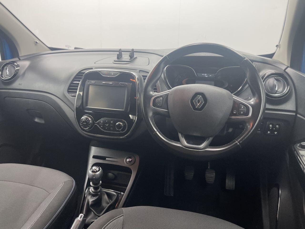 Renault Captur - Image 19