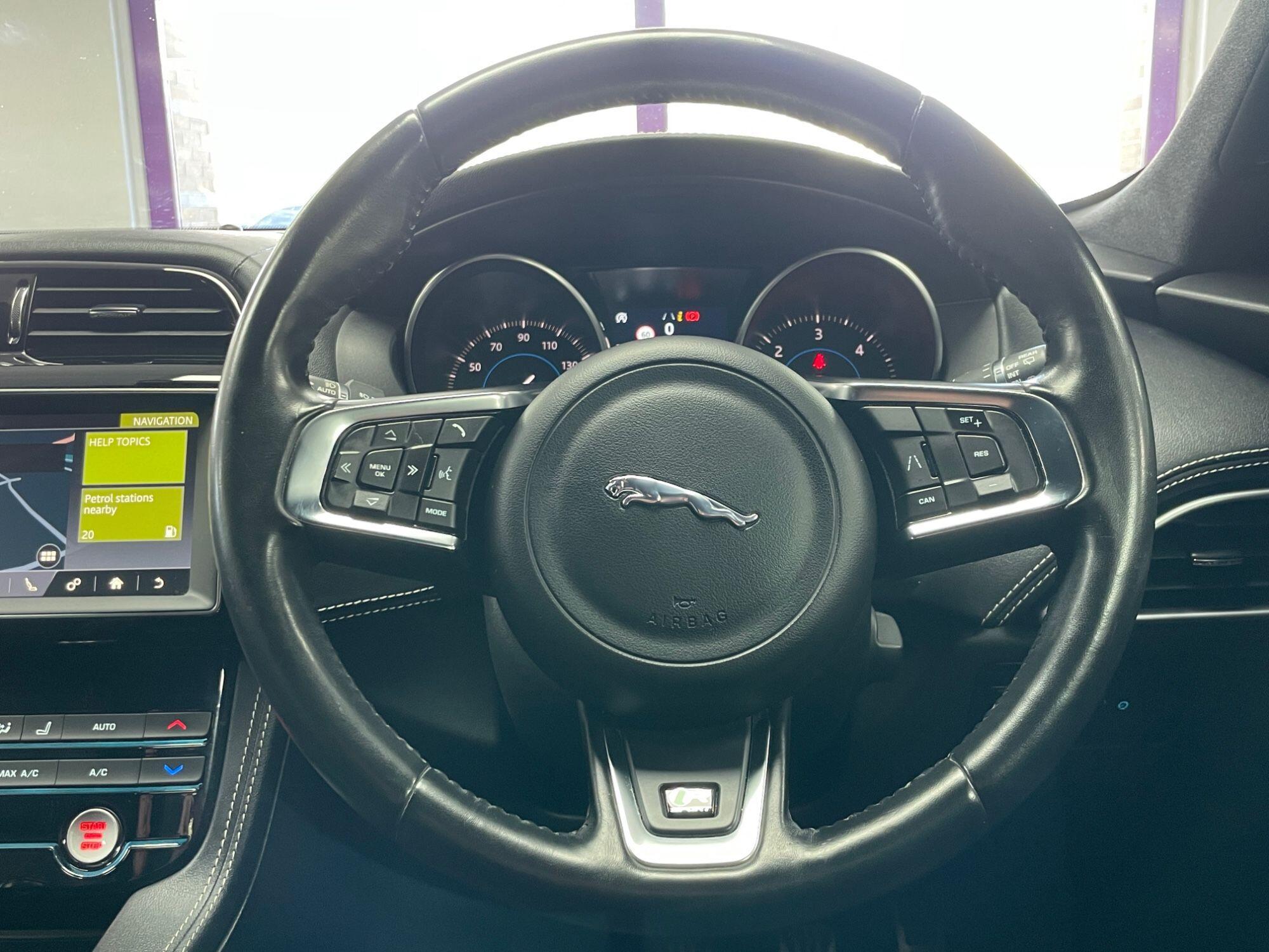 Jaguar F-Pace - Image 35