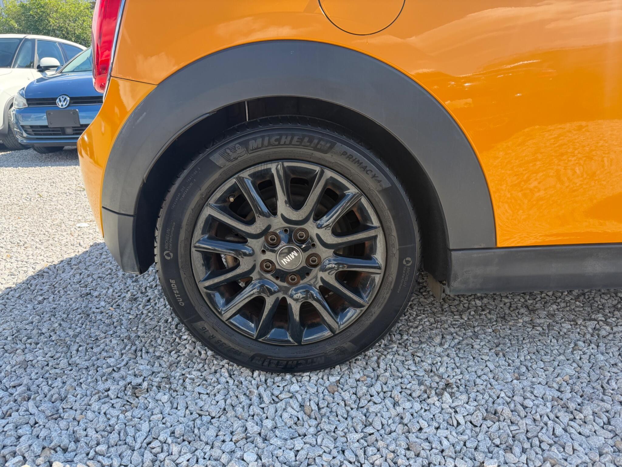 MINI Hatch - Image 4