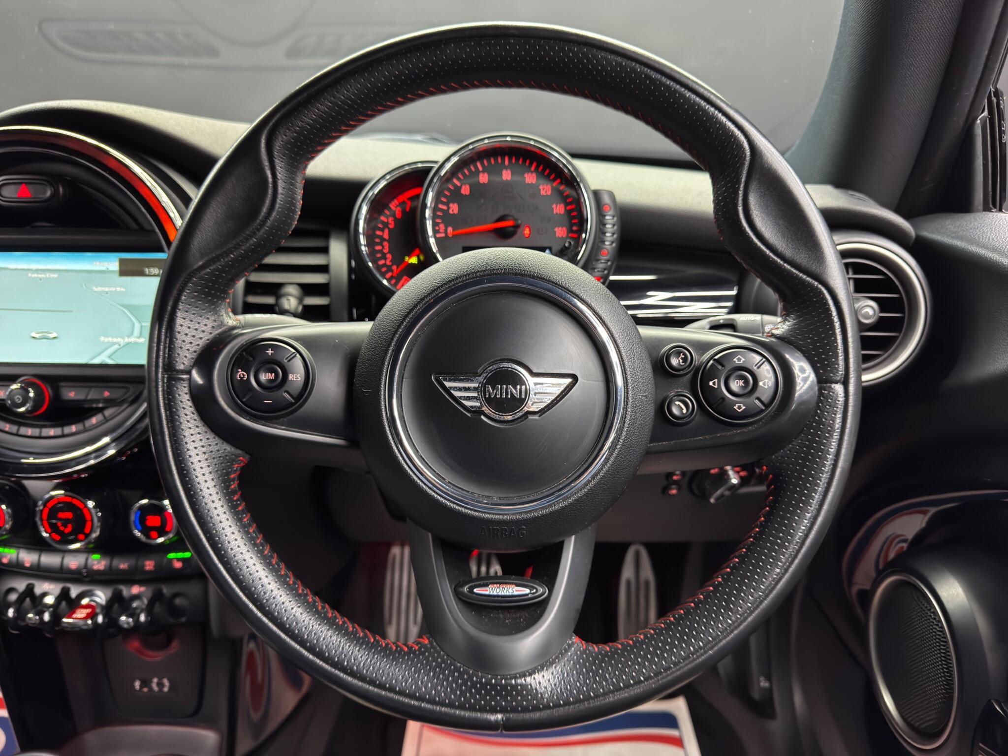 MINI Hatch - Image 17