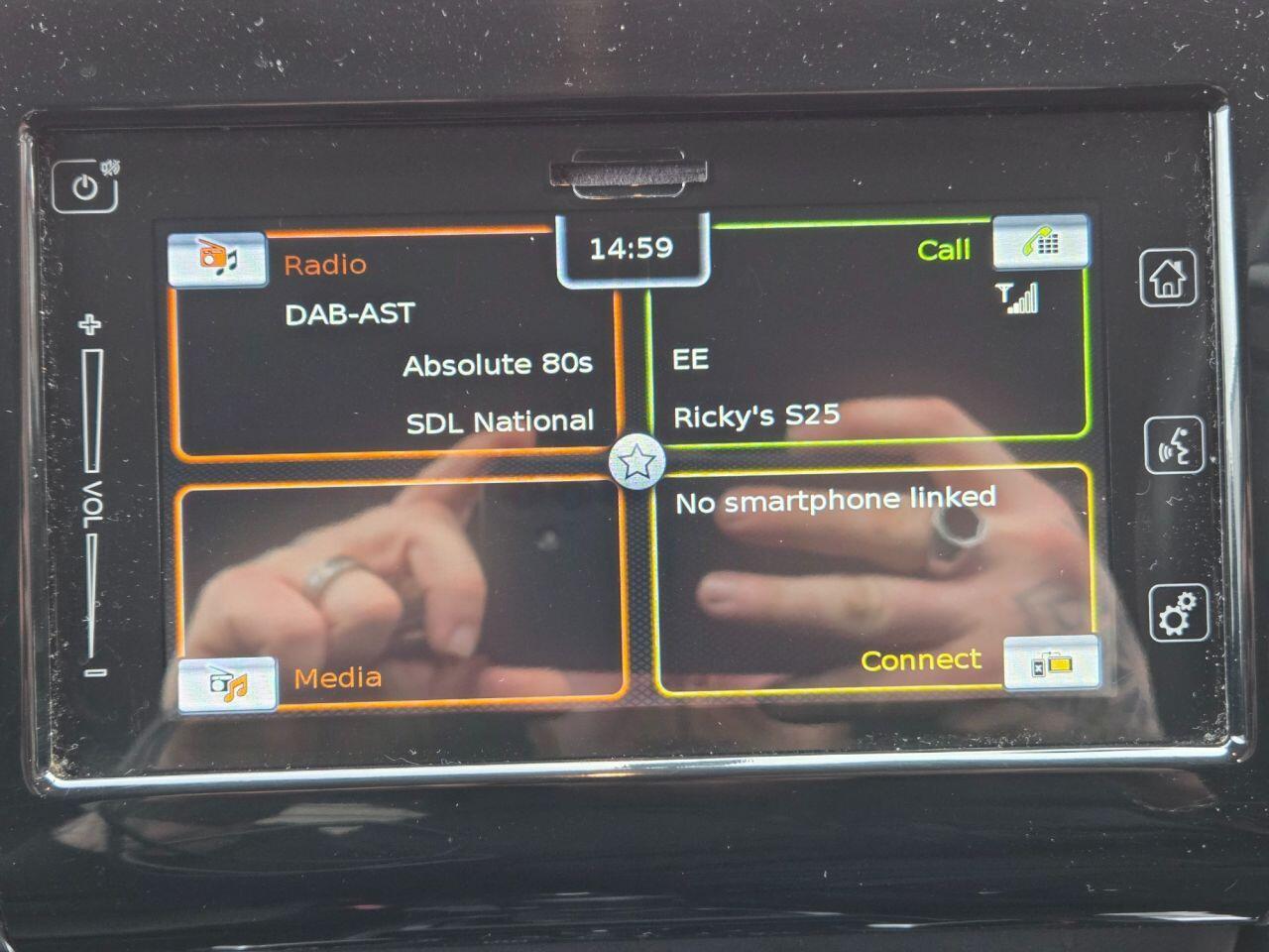 Suzuki Swift - Image 11