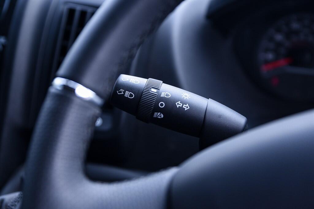 Peugeot Boxer - Image 25