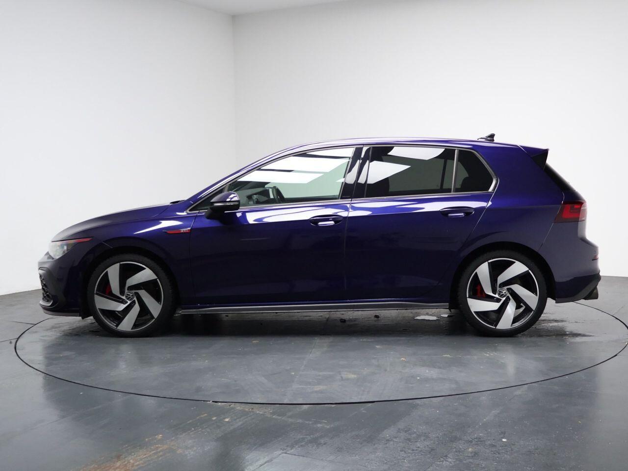 Volkswagen Golf - Image 8