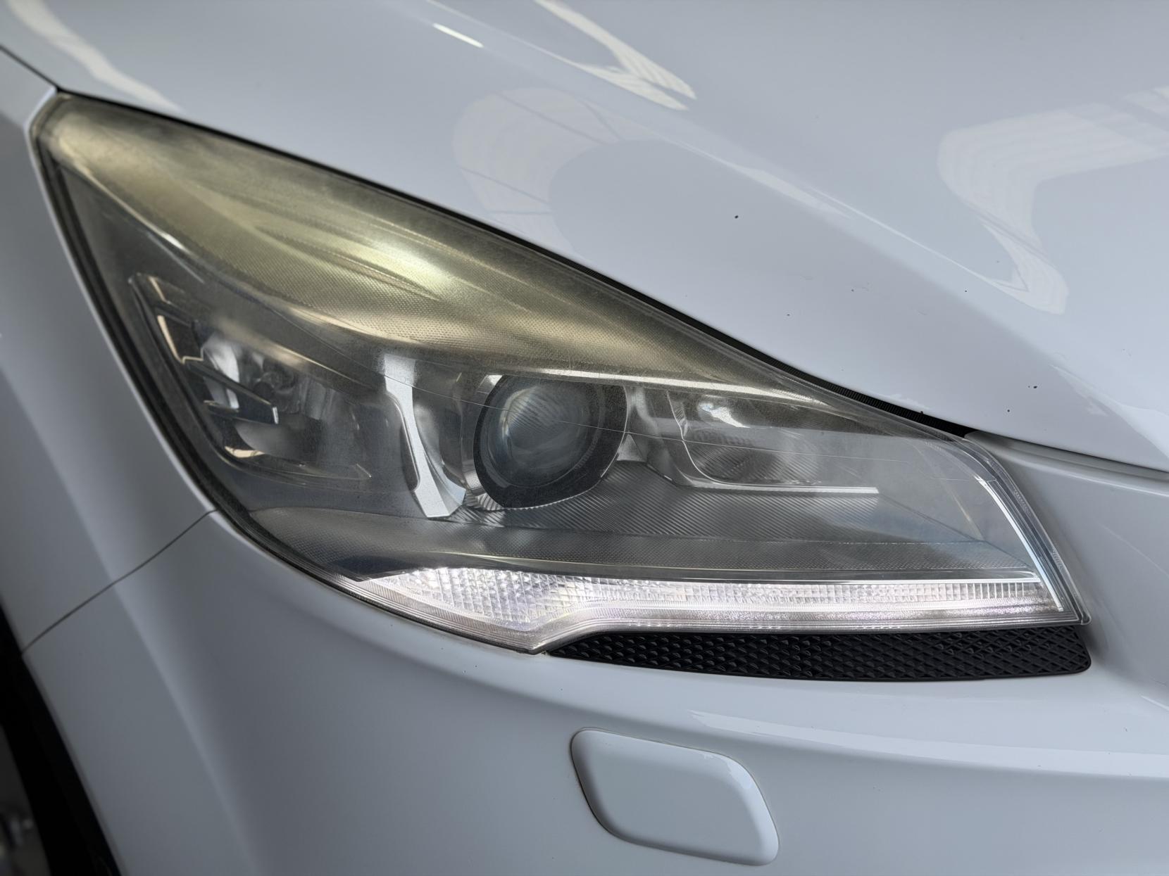 Ford Kuga - Image 10