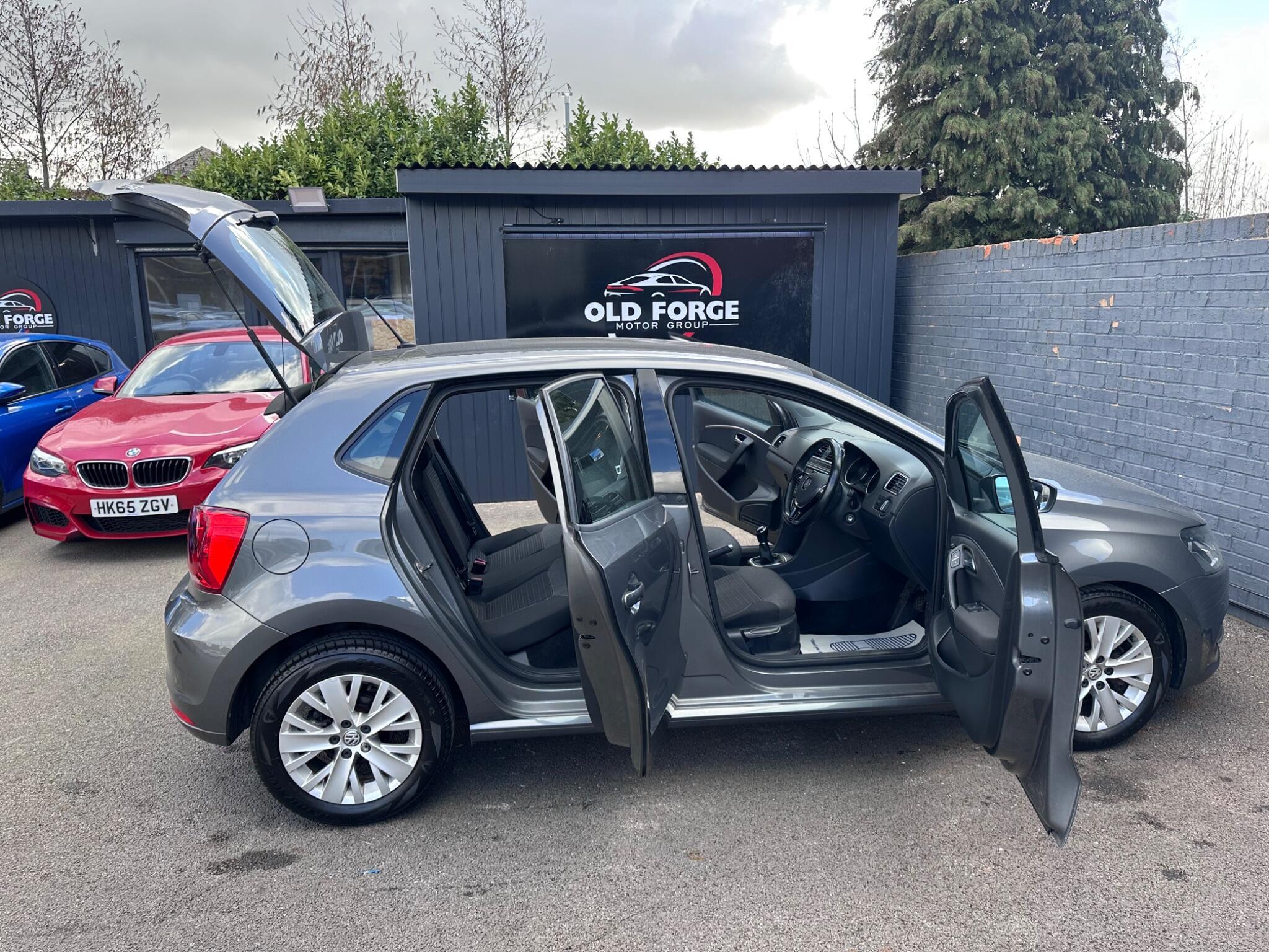 Volkswagen Polo - Image 29