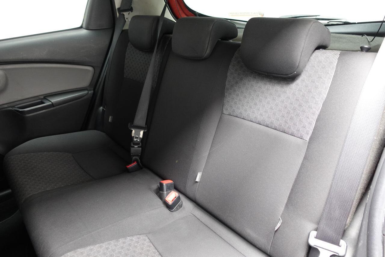 Toyota Yaris - Image 20