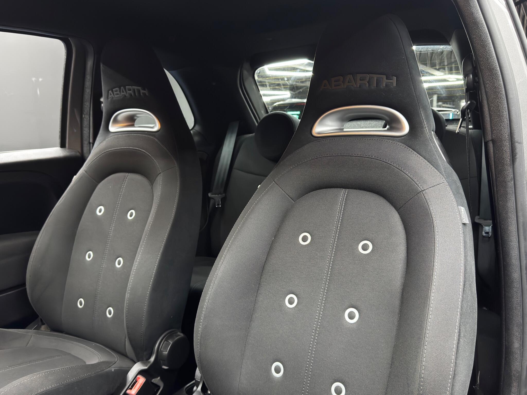 Abarth 595 - Image 14