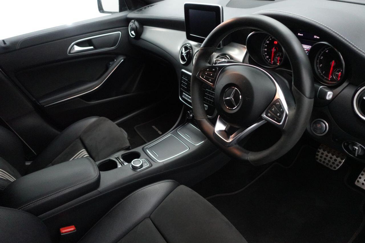 Mercedes-benz CLA - Image 17