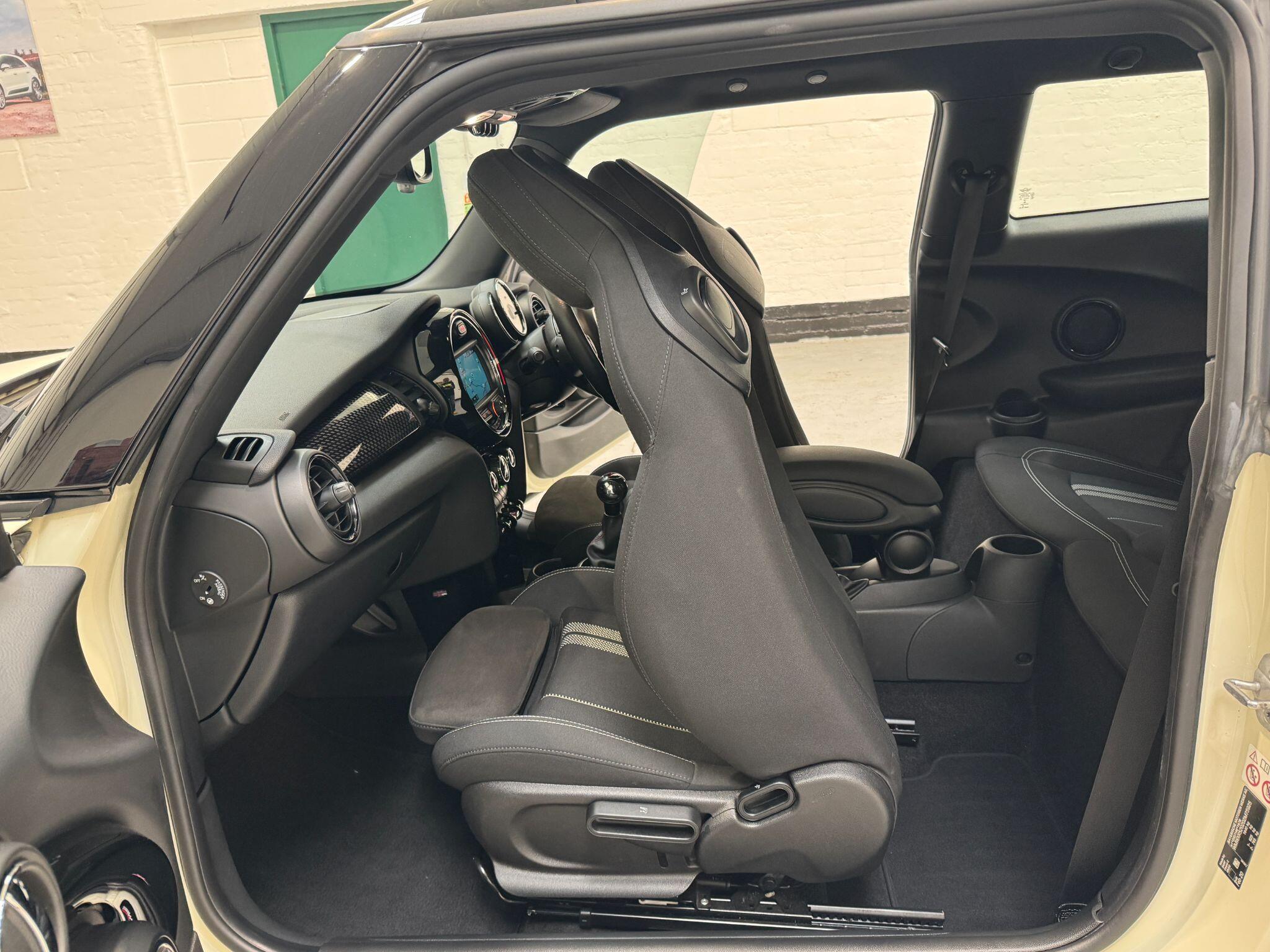 MINI Hatch - Image 68