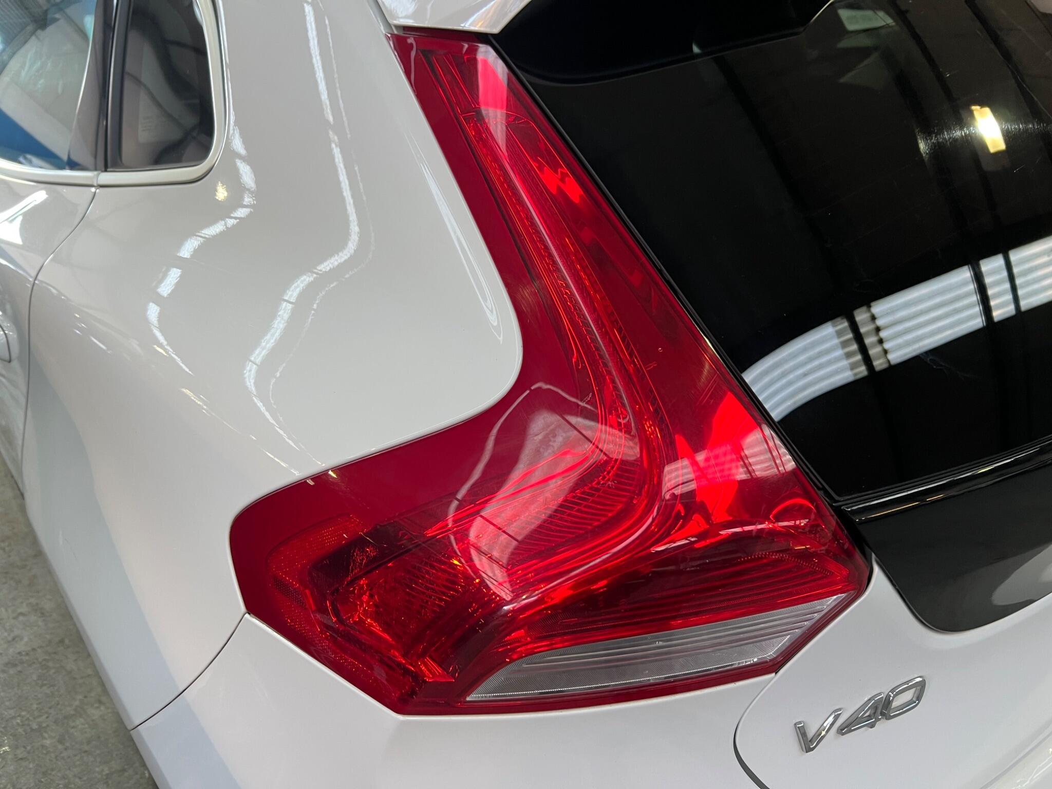 Volvo V40 - Image 29