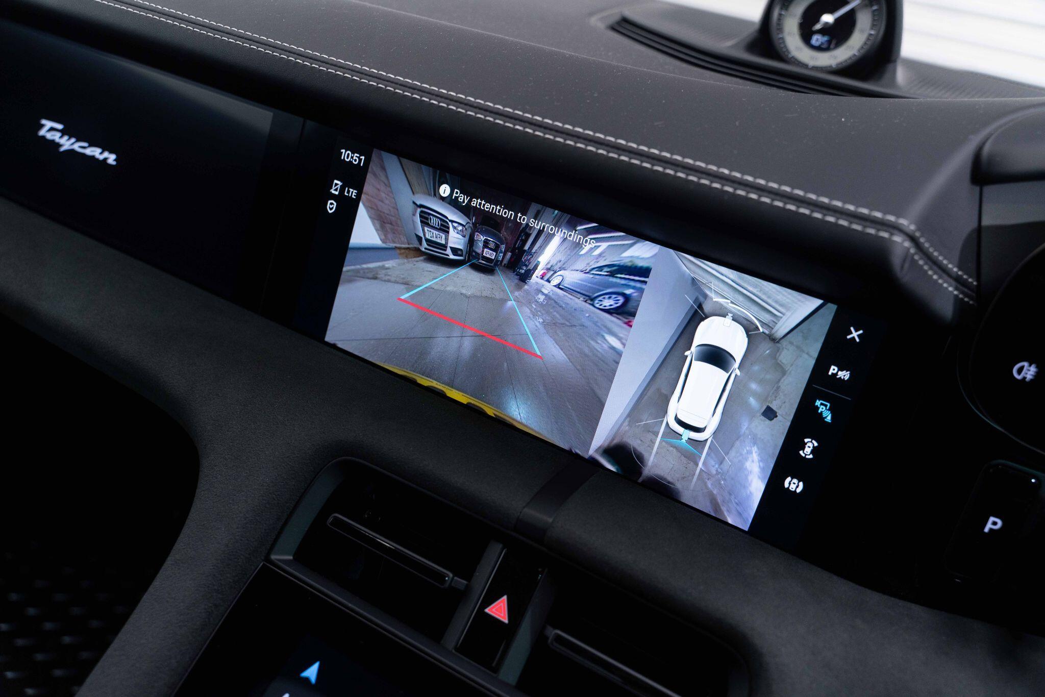 Porsche Taycan - Image 46