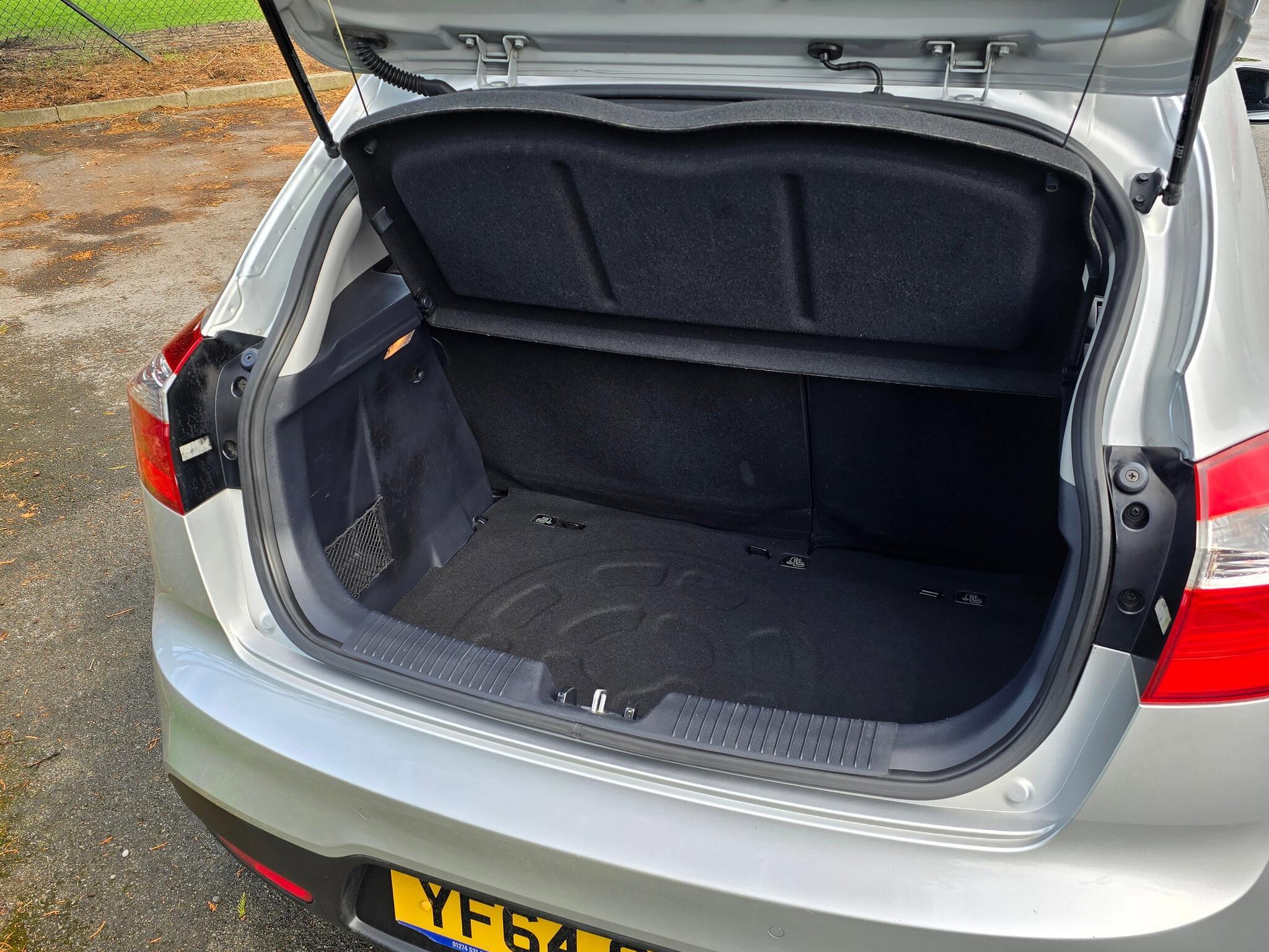 Kia Rio - Image 6