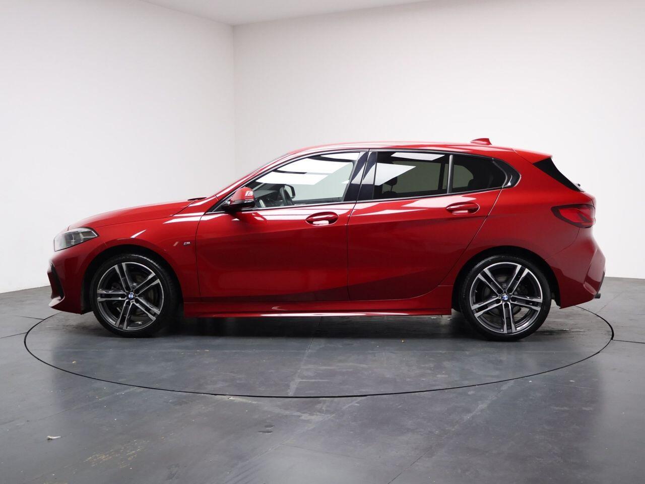 BMW 1 Series - Image 8