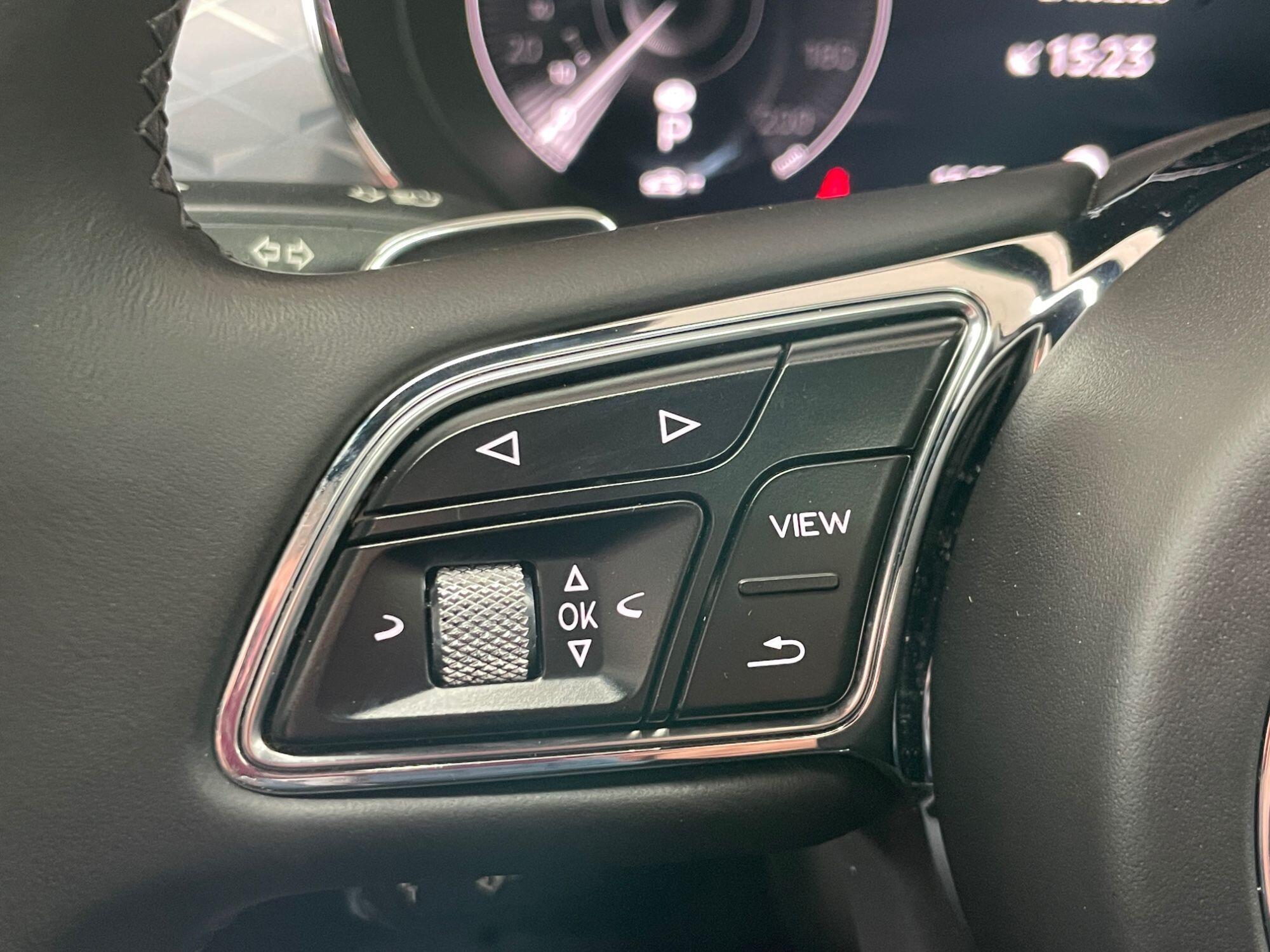 Bentley Bentayga - Image 45