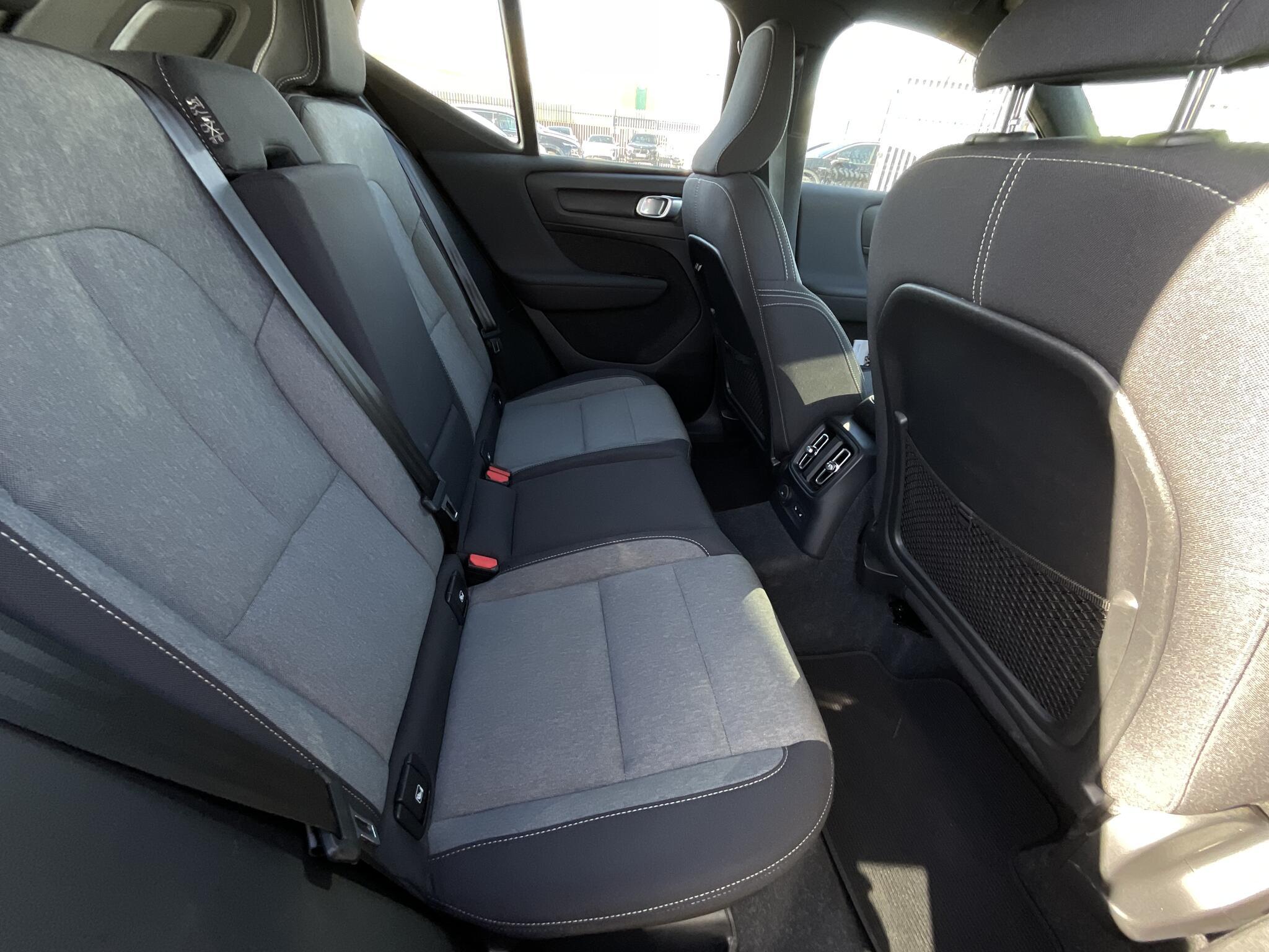 Volvo XC40 - Image 12