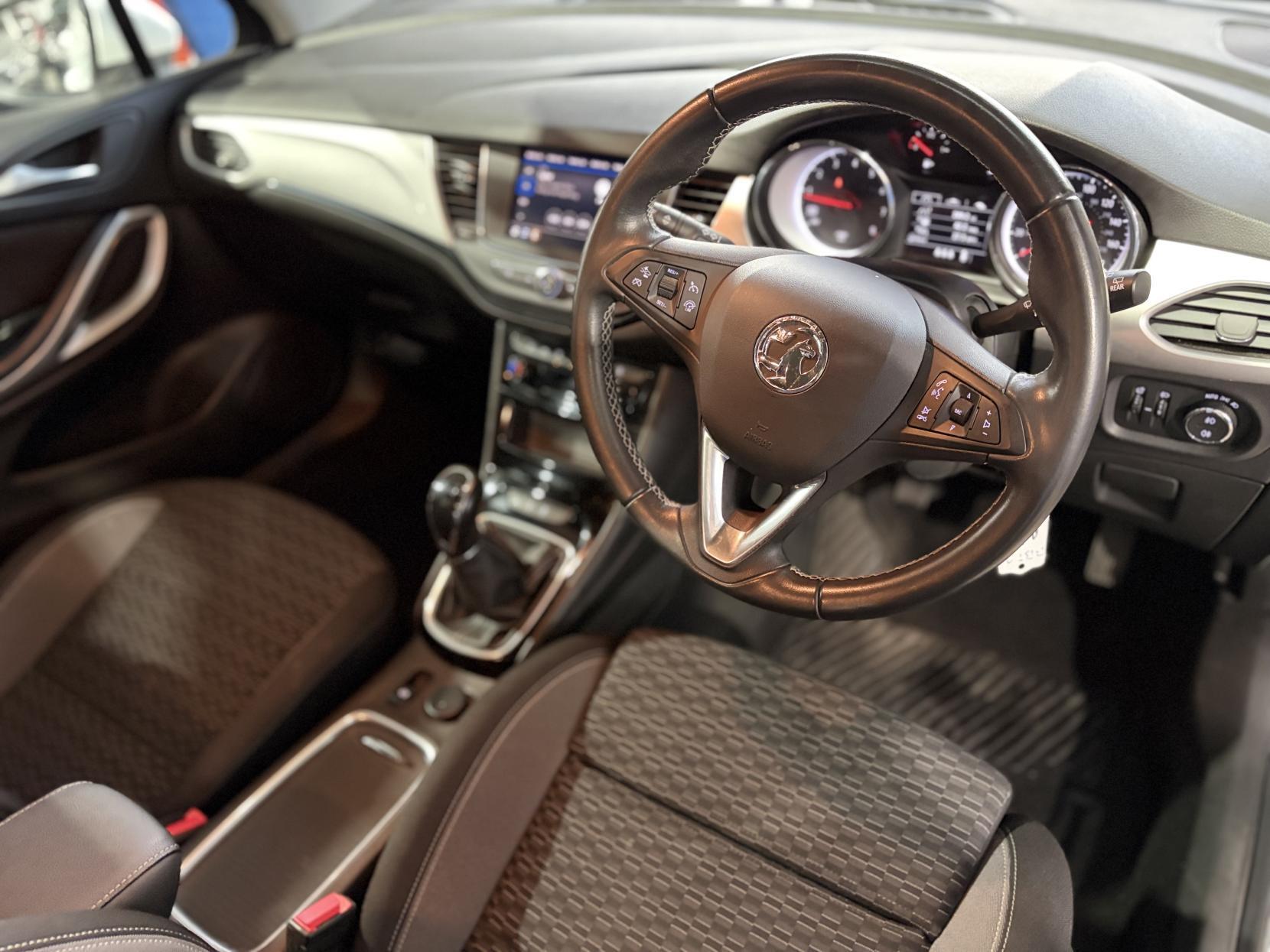 Vauxhall Astra - Image 18