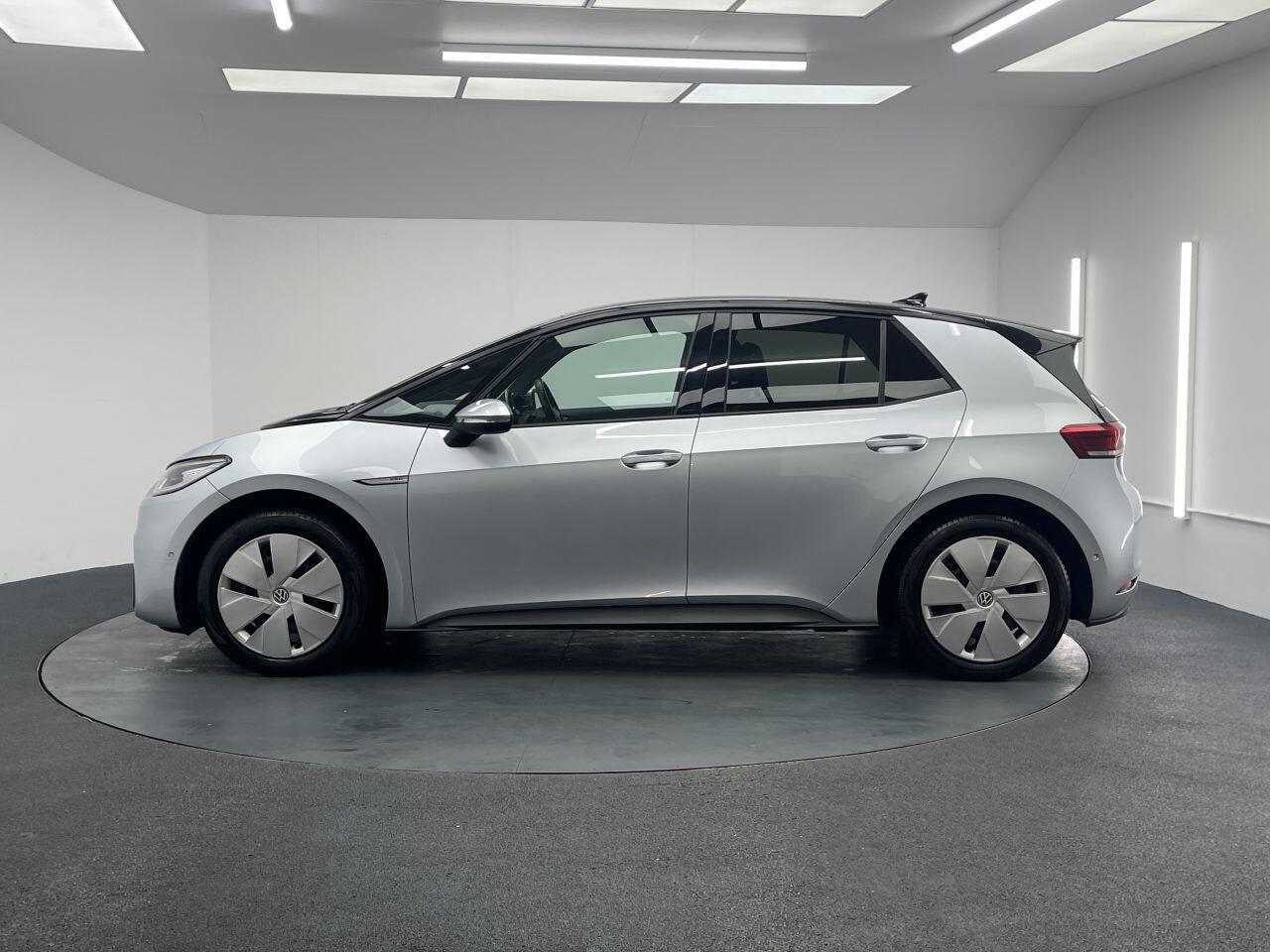 Volkswagen ID.3 - Image 18