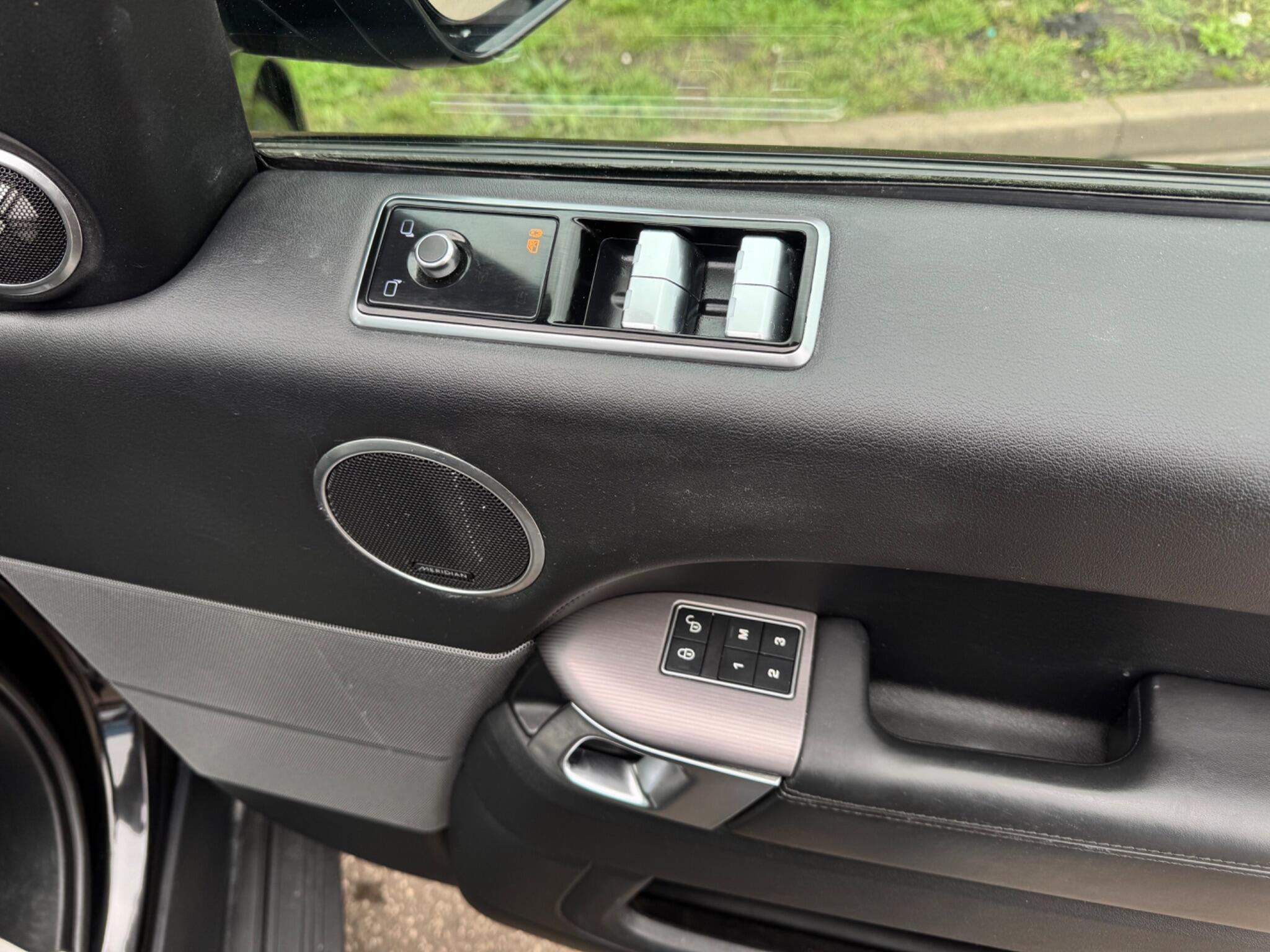 Land Rover RANGE ROVER SPORT - Image 60