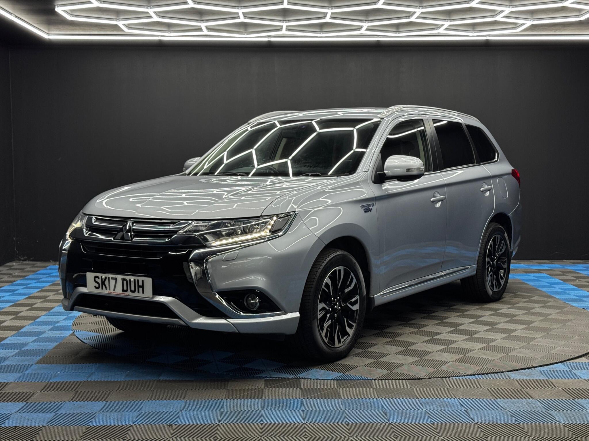 Mitsubishi Outlander - Image 3
