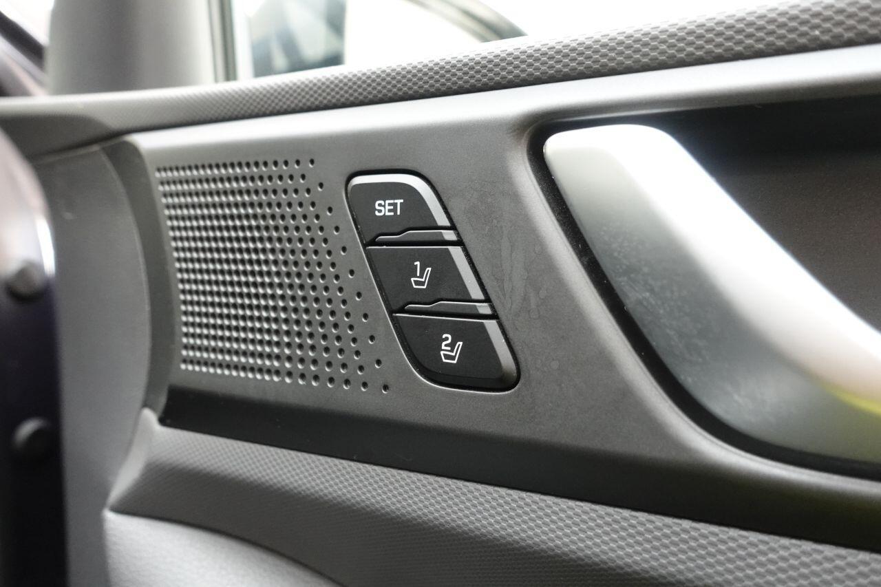 Hyundai Ioniq - Image 20