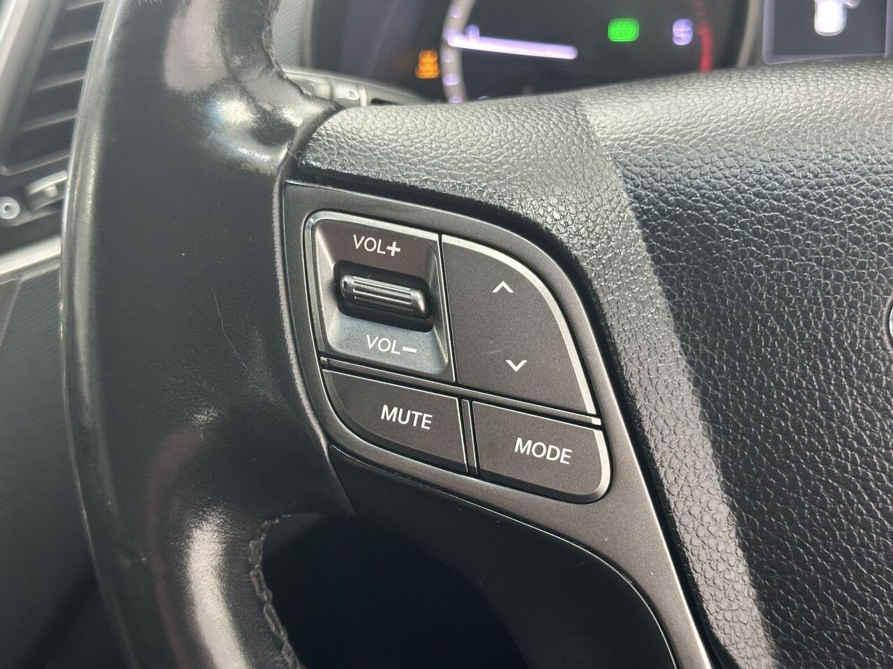 Hyundai Santa Fe - Image 19