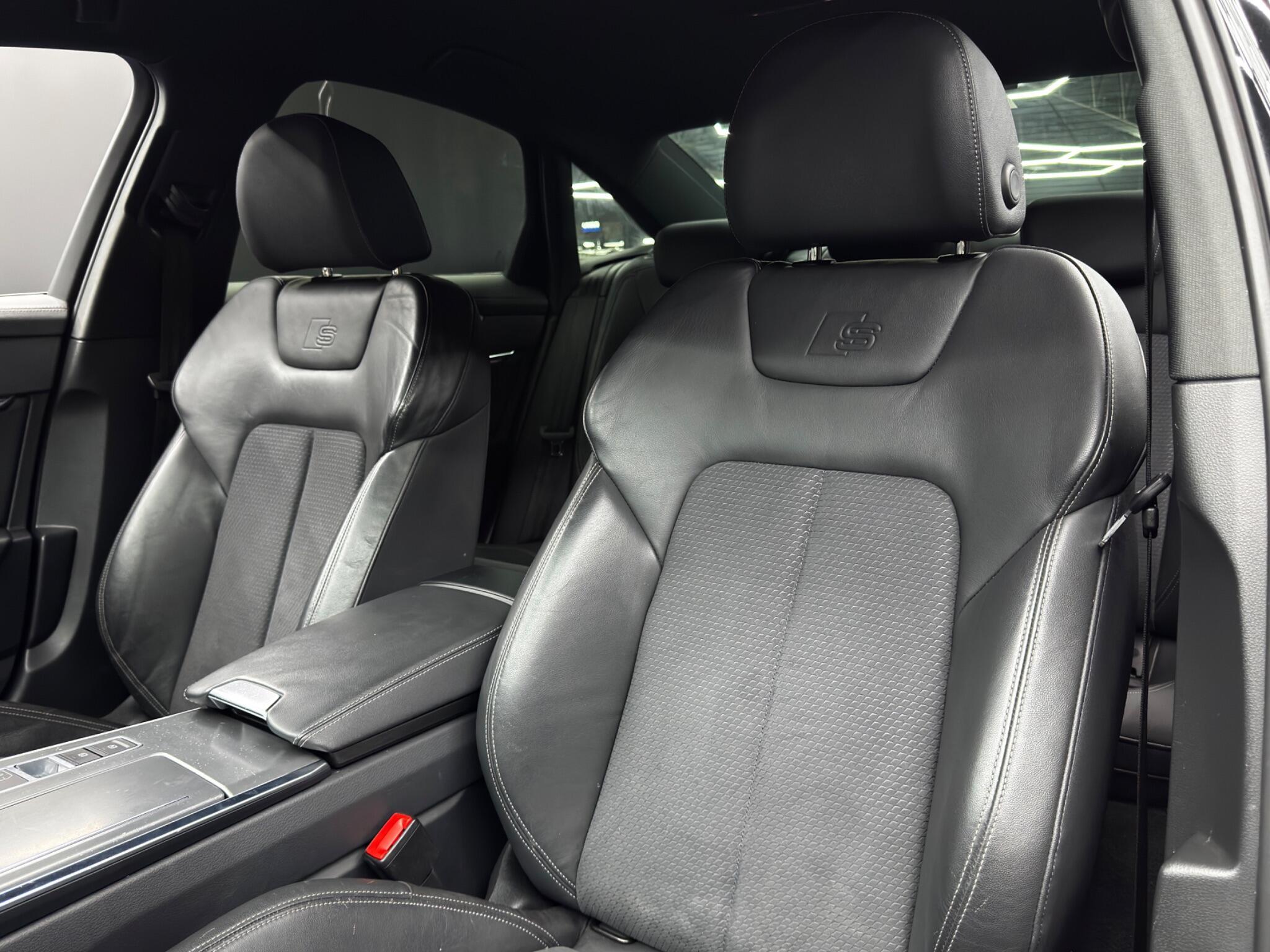 Audi A6 Saloon - Image 14
