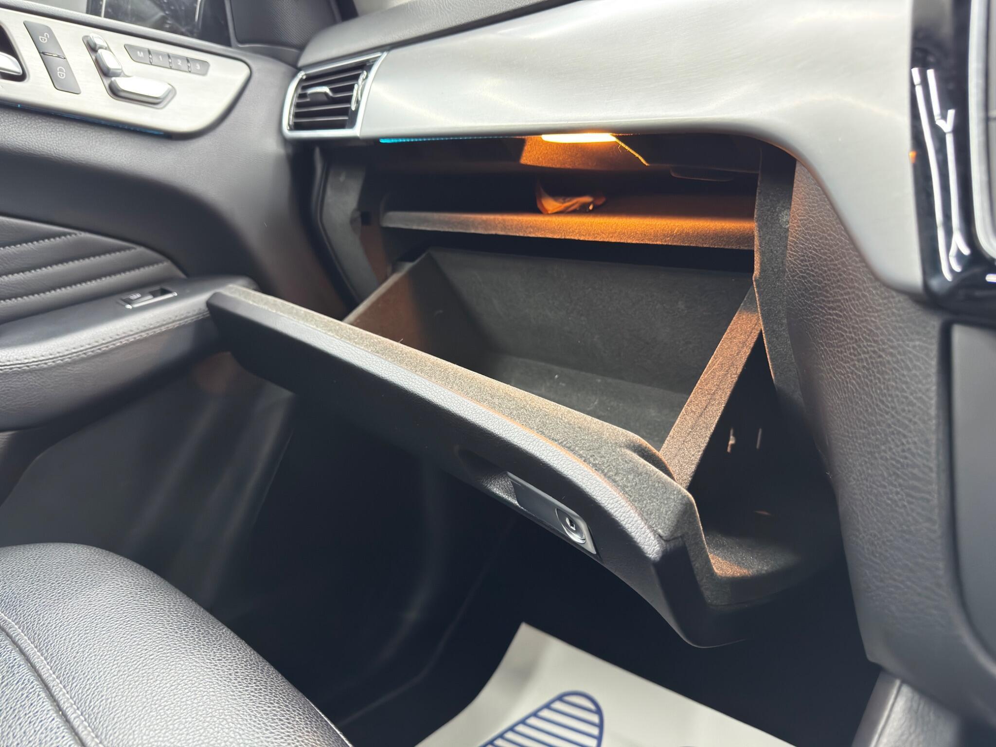 Mercedes GLE - Image 38