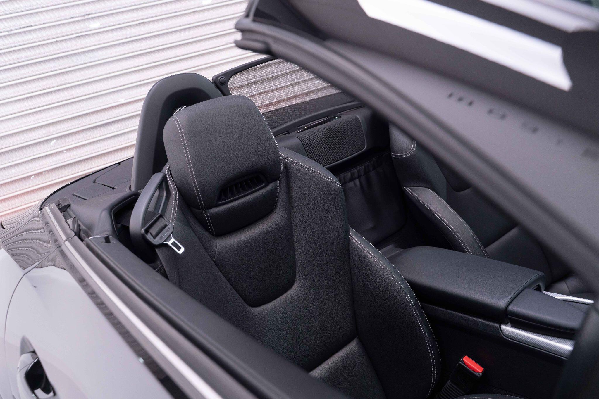 Mercedes SLC - Image 39
