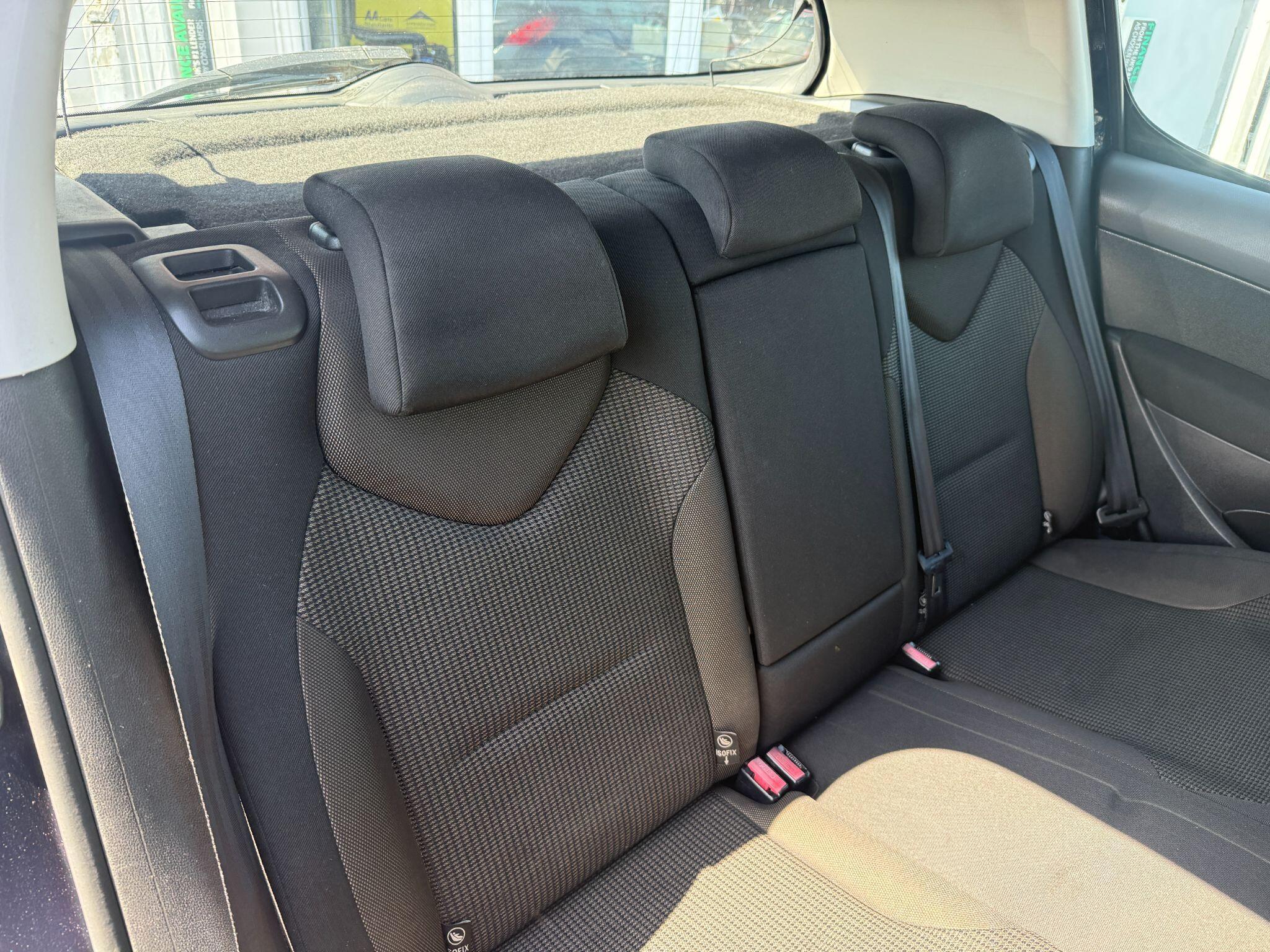 Peugeot 308 - Image 4