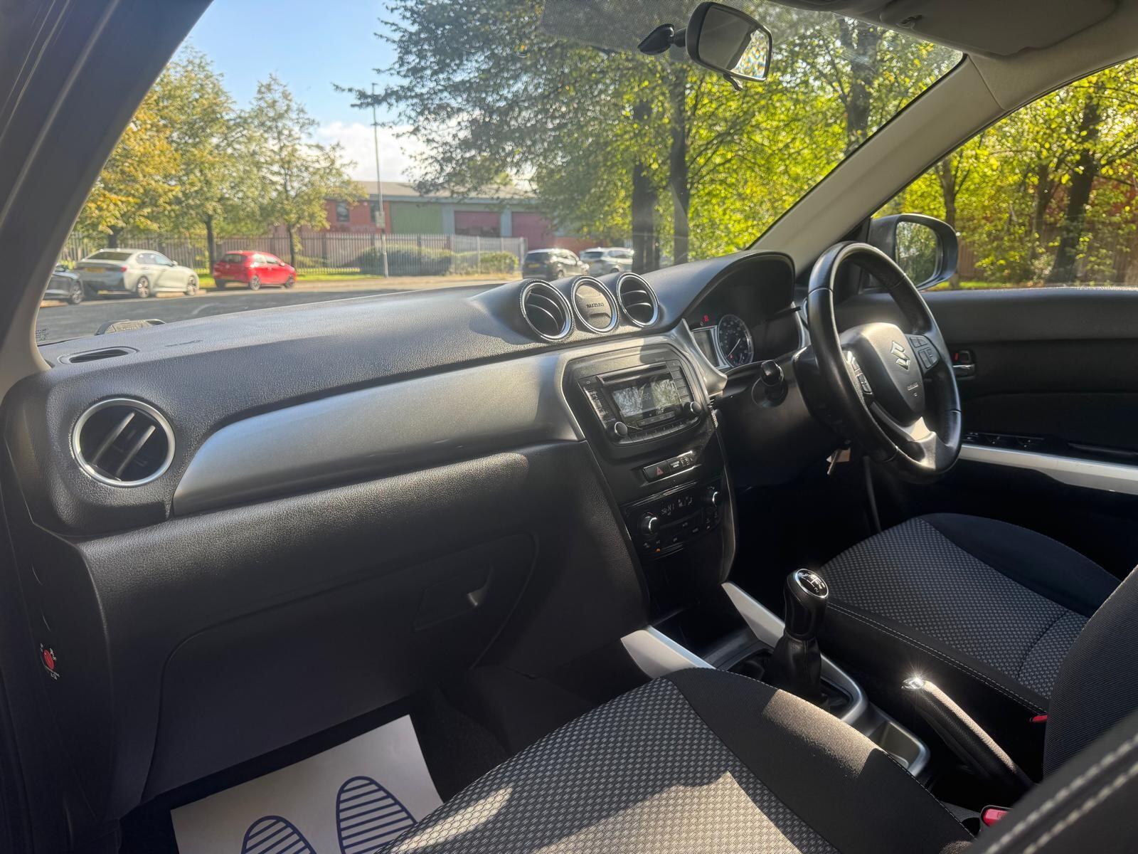 Suzuki Vitara - Image 19