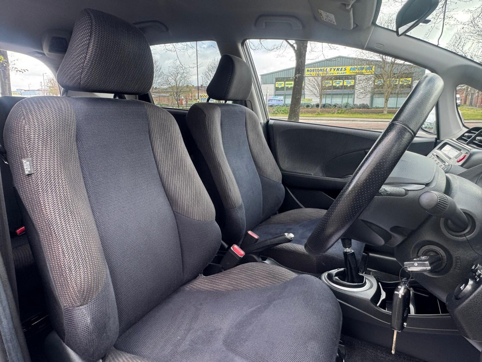 Honda Jazz - Image 16