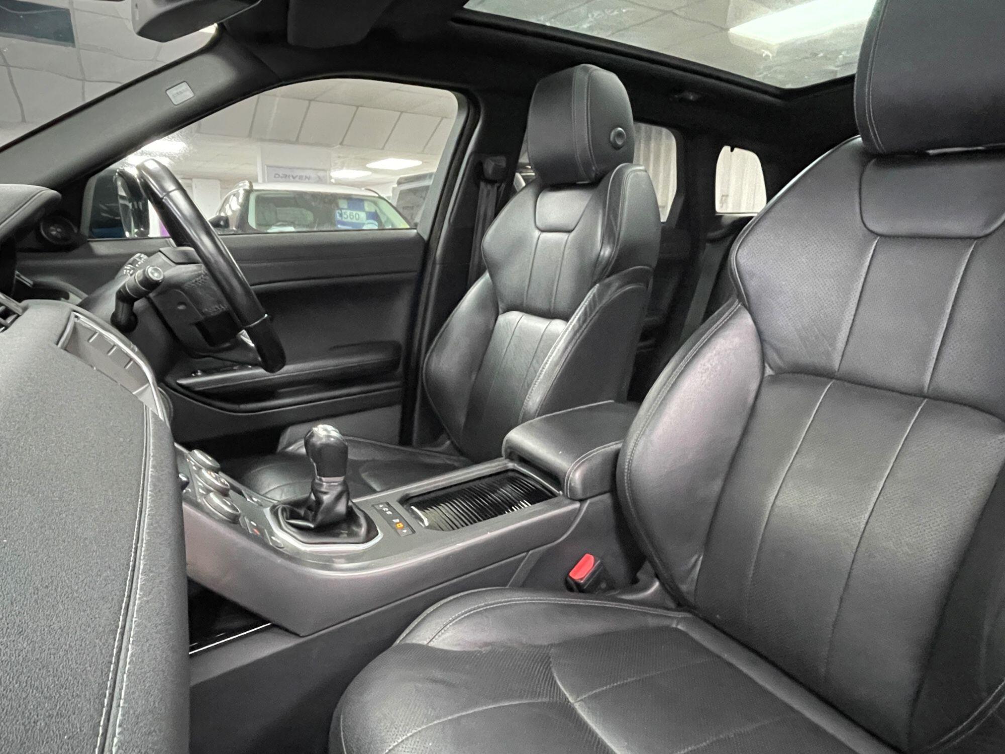 Land Rover Range Rover Evoque - Image 31