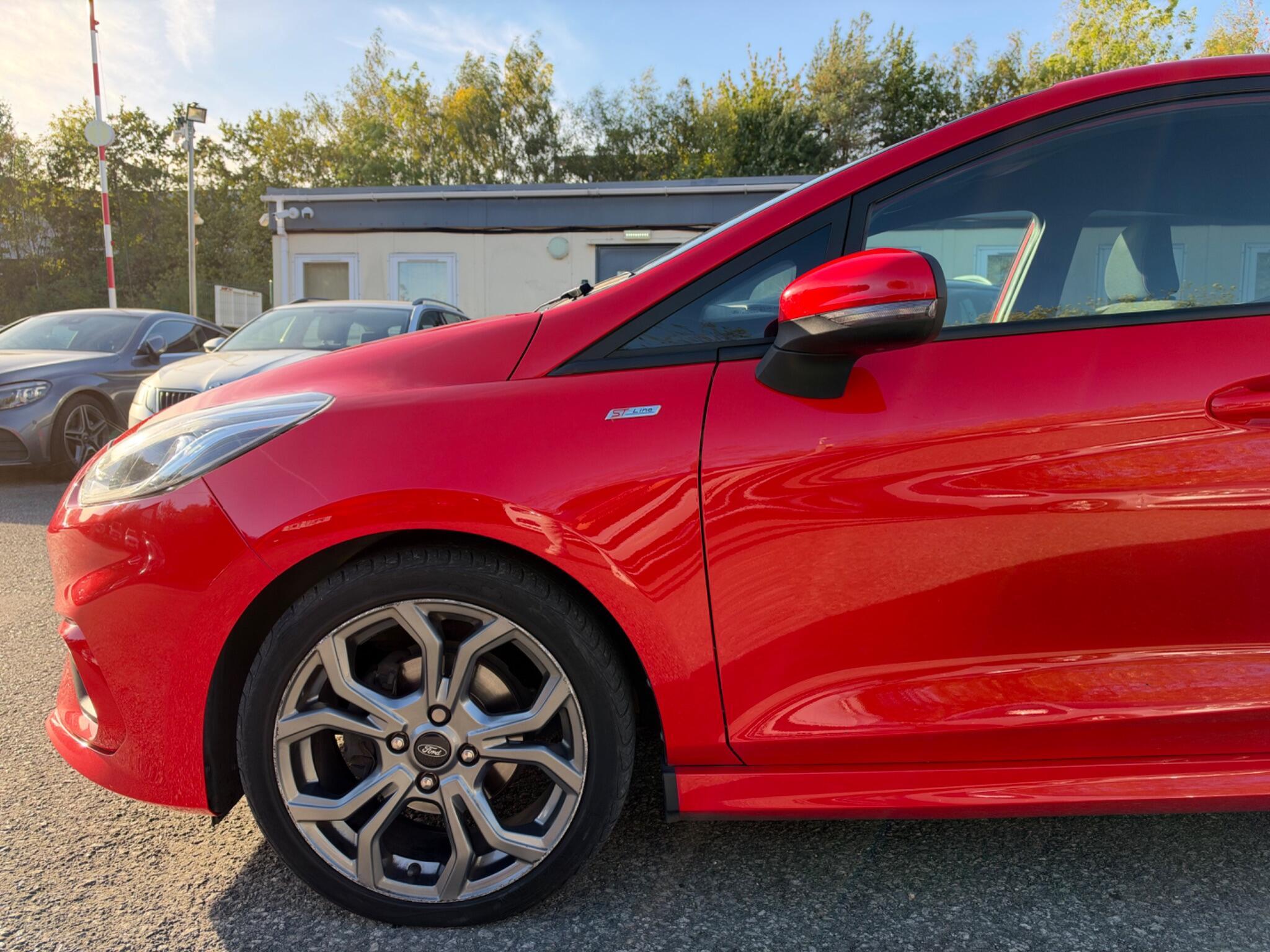 Ford Fiesta - Image 8